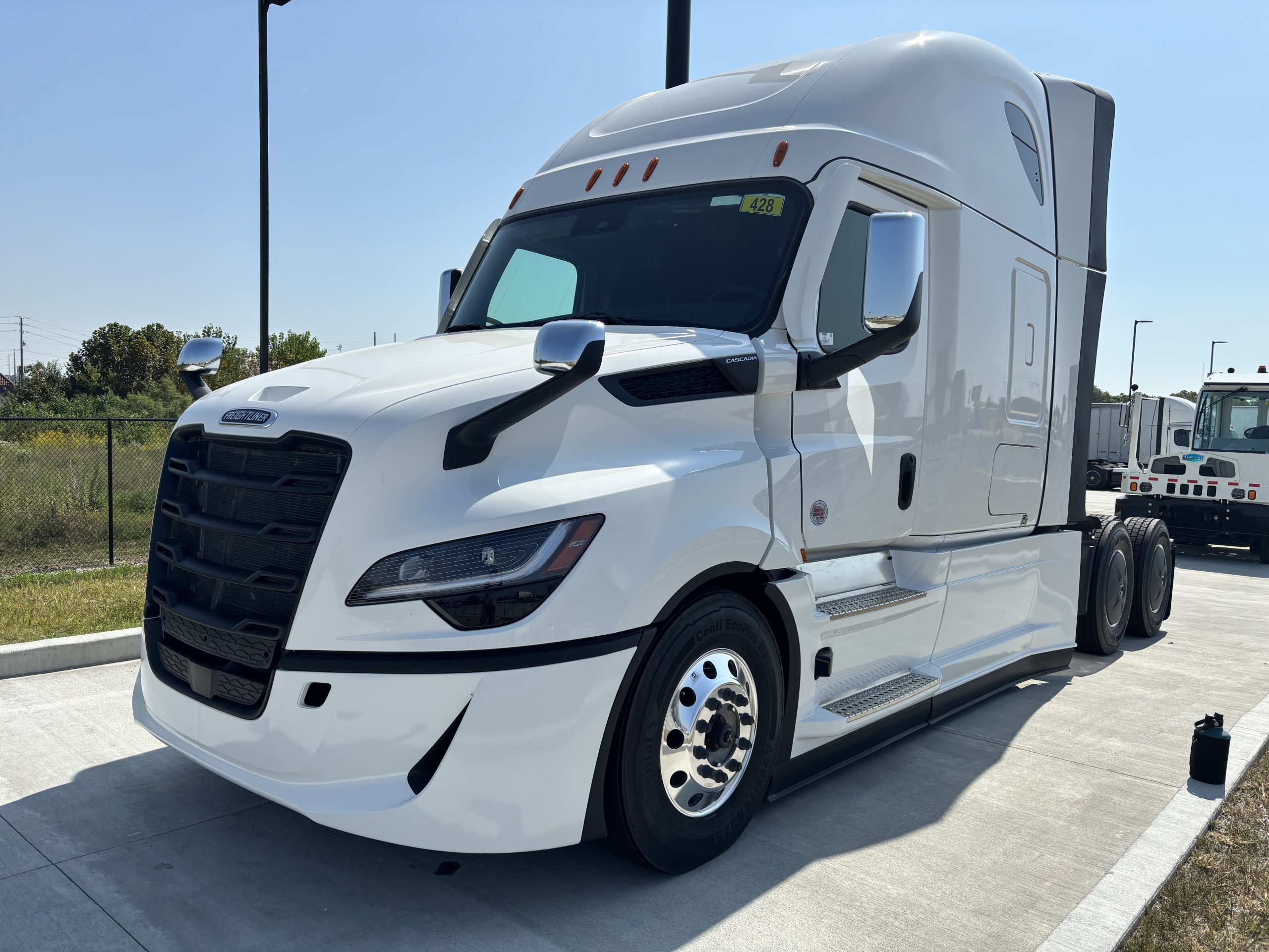 2026 Freightliner M2 106+ - image 1 of 6