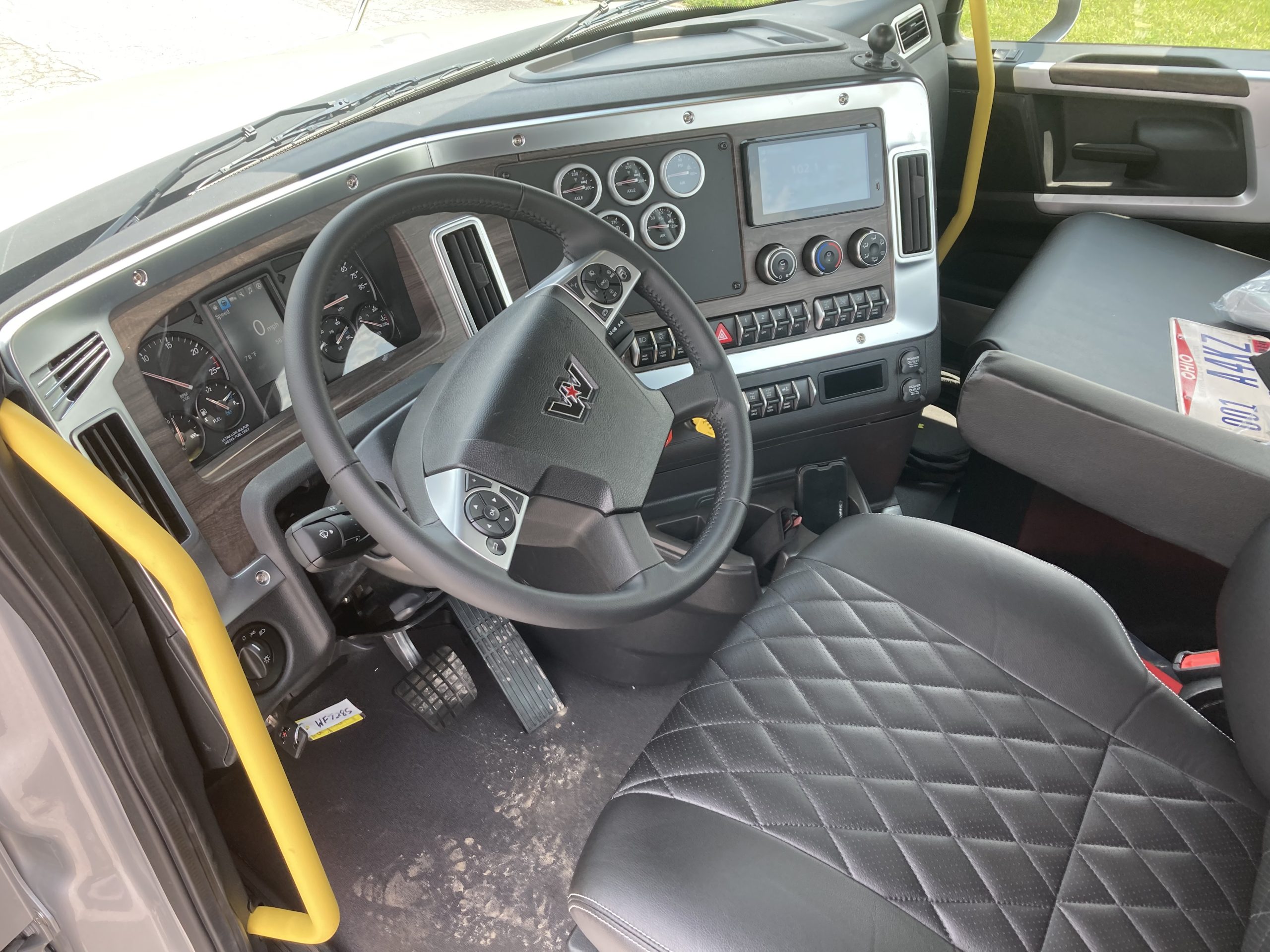 2026 Western Star 49X 2026 Western Star 49X - image 2 of 5