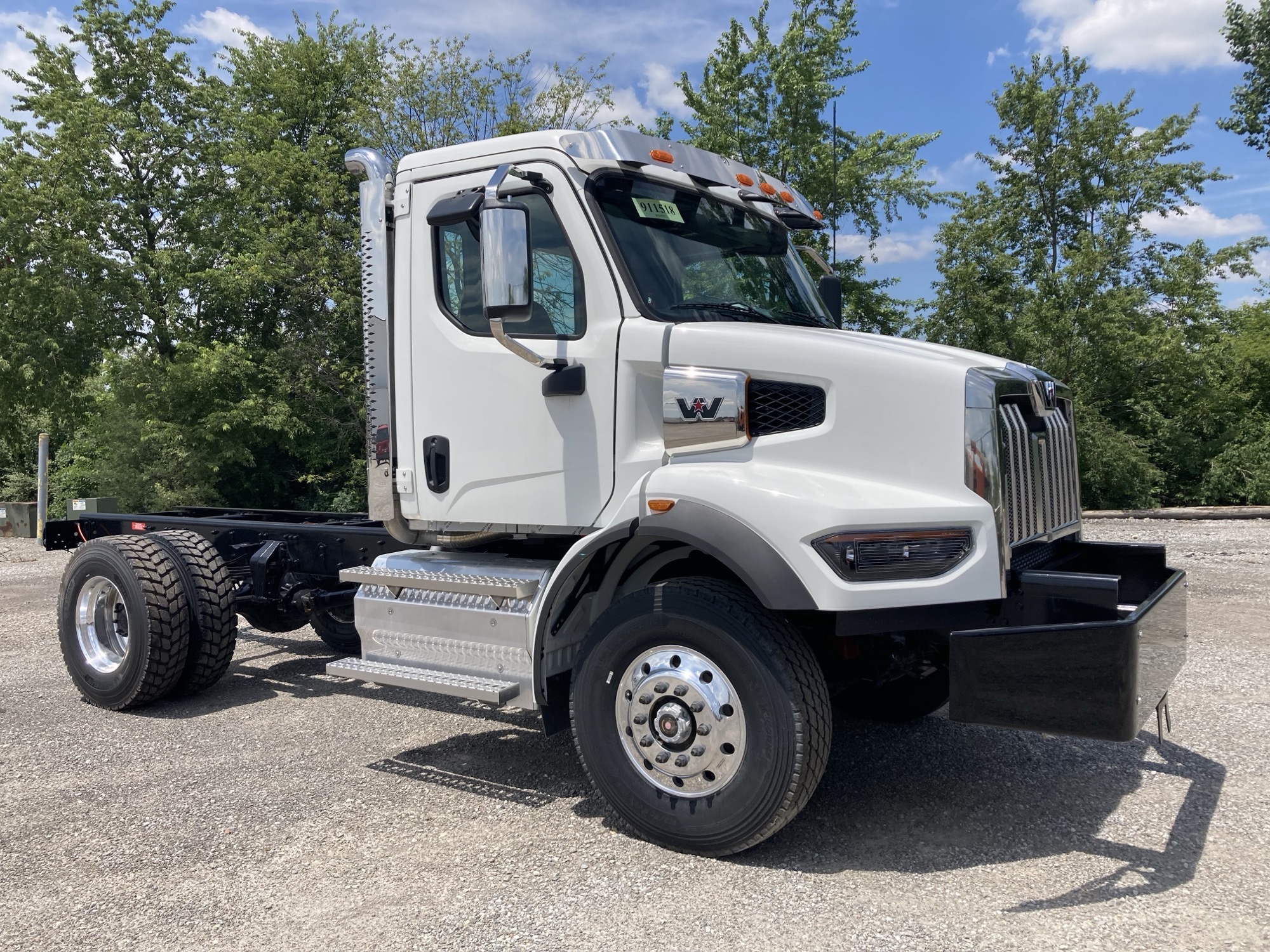 2025 Western Star 47X 2025 Western Star 47X - image 4 of 4