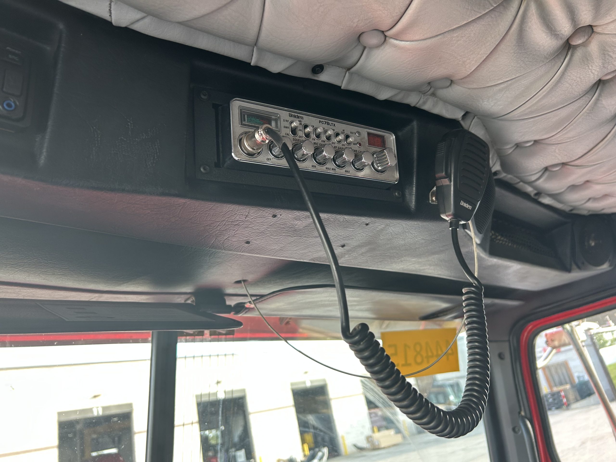 2017 Western Star 4700SB - image 5 of 6