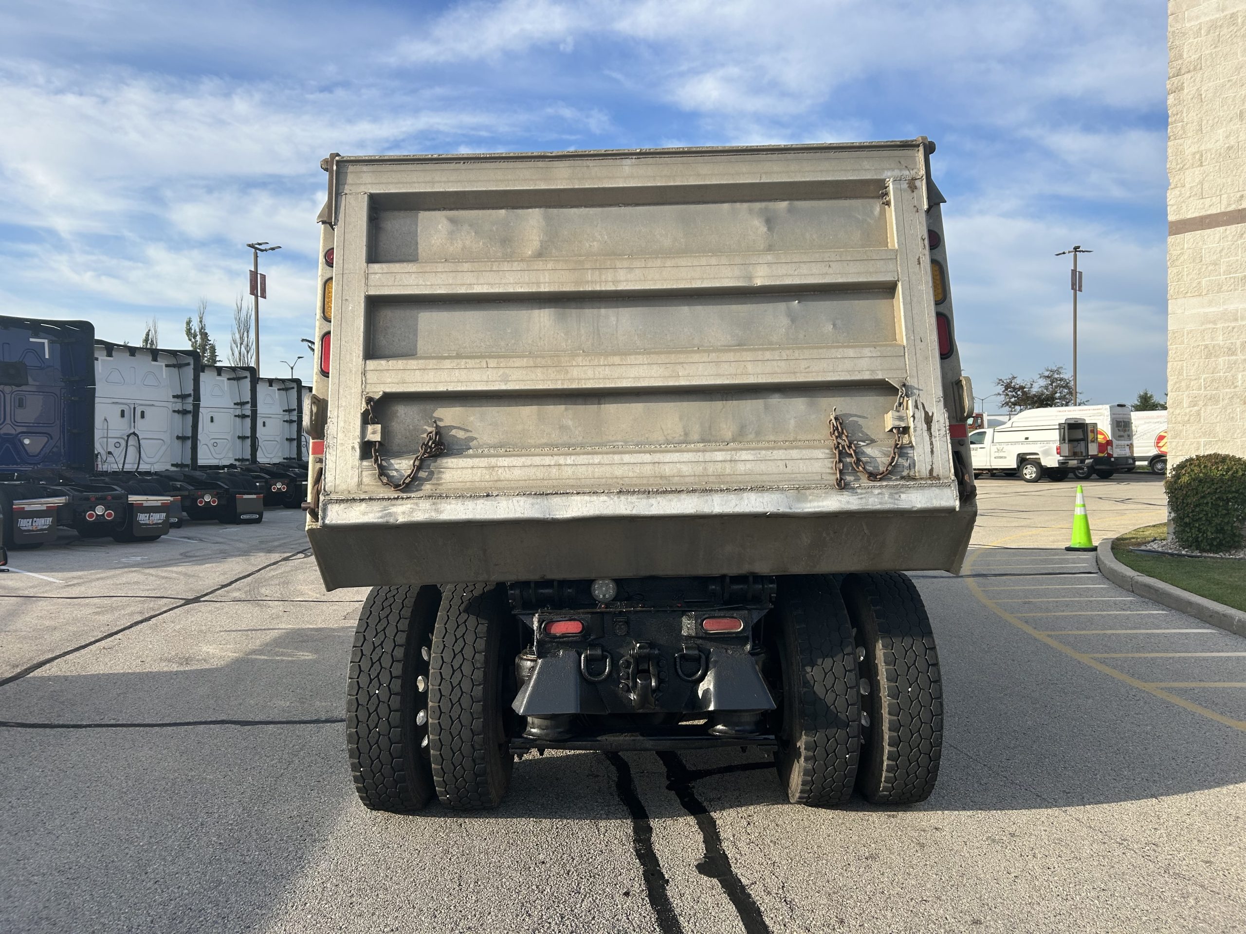 2017 Western Star 4700SB - image 4 of 6