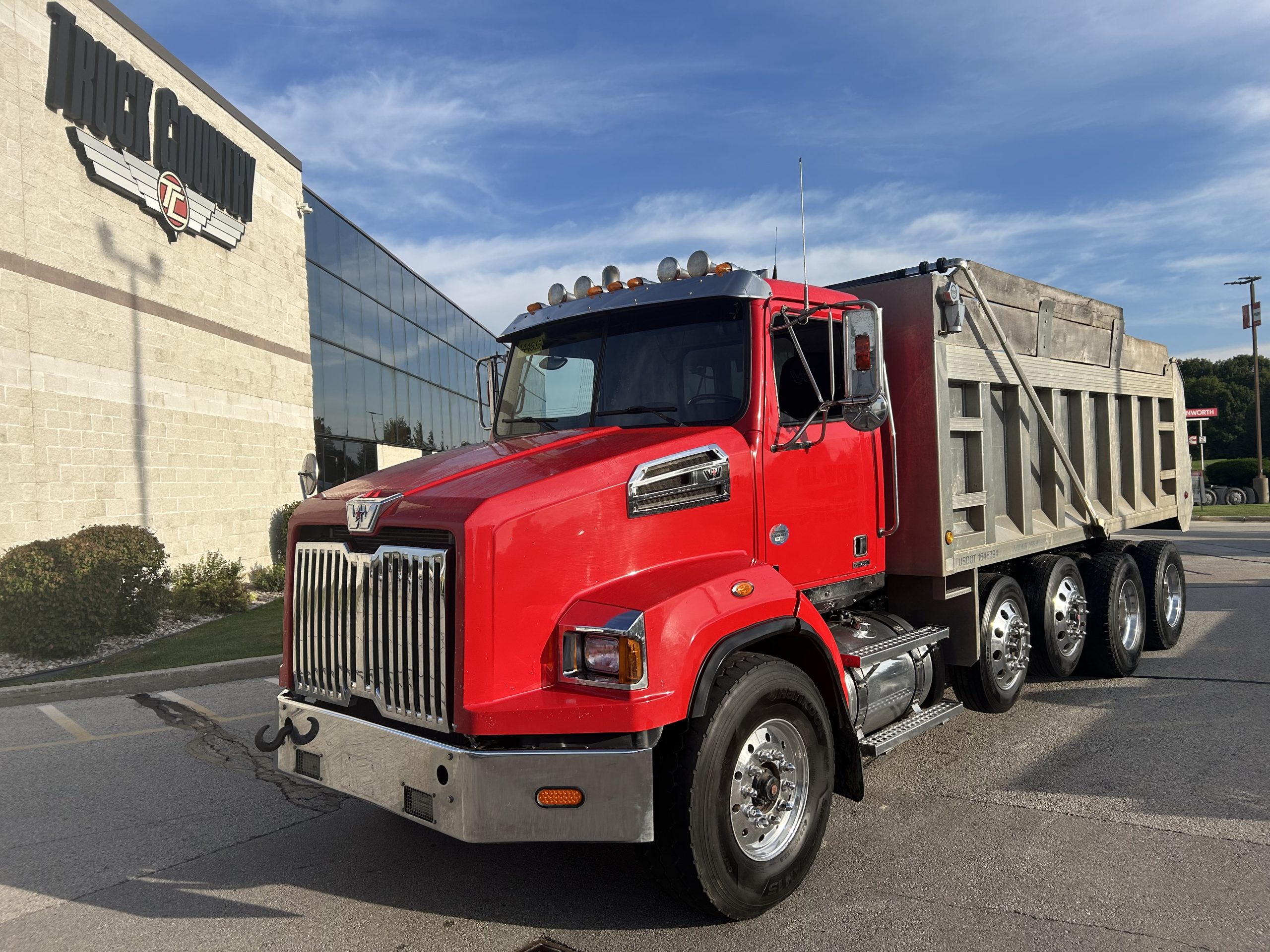 2017 Western Star 4700SB - image 1 of 6