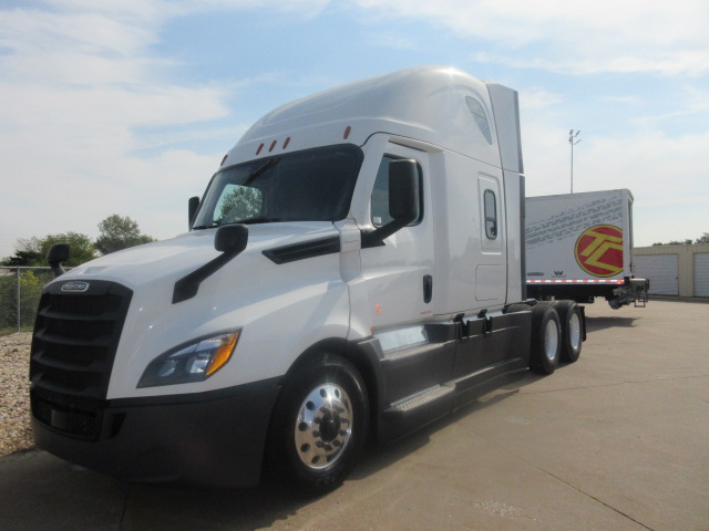 2021 Freightliner - image 1