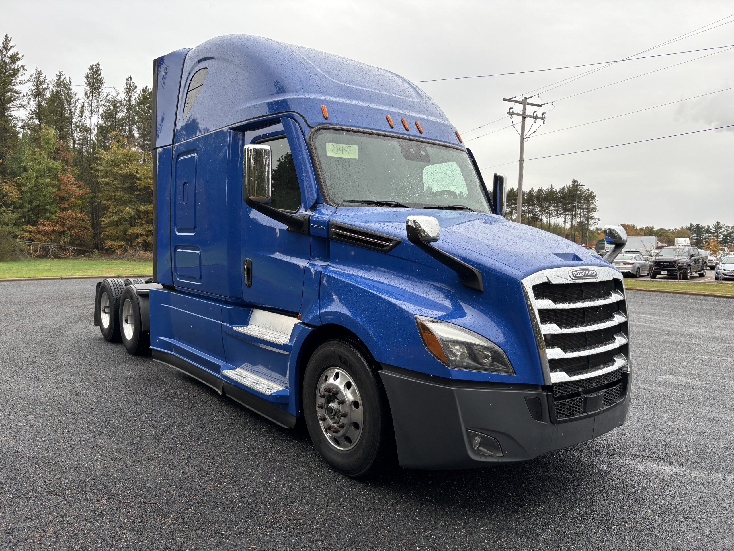 2021 Freightliner - image 3