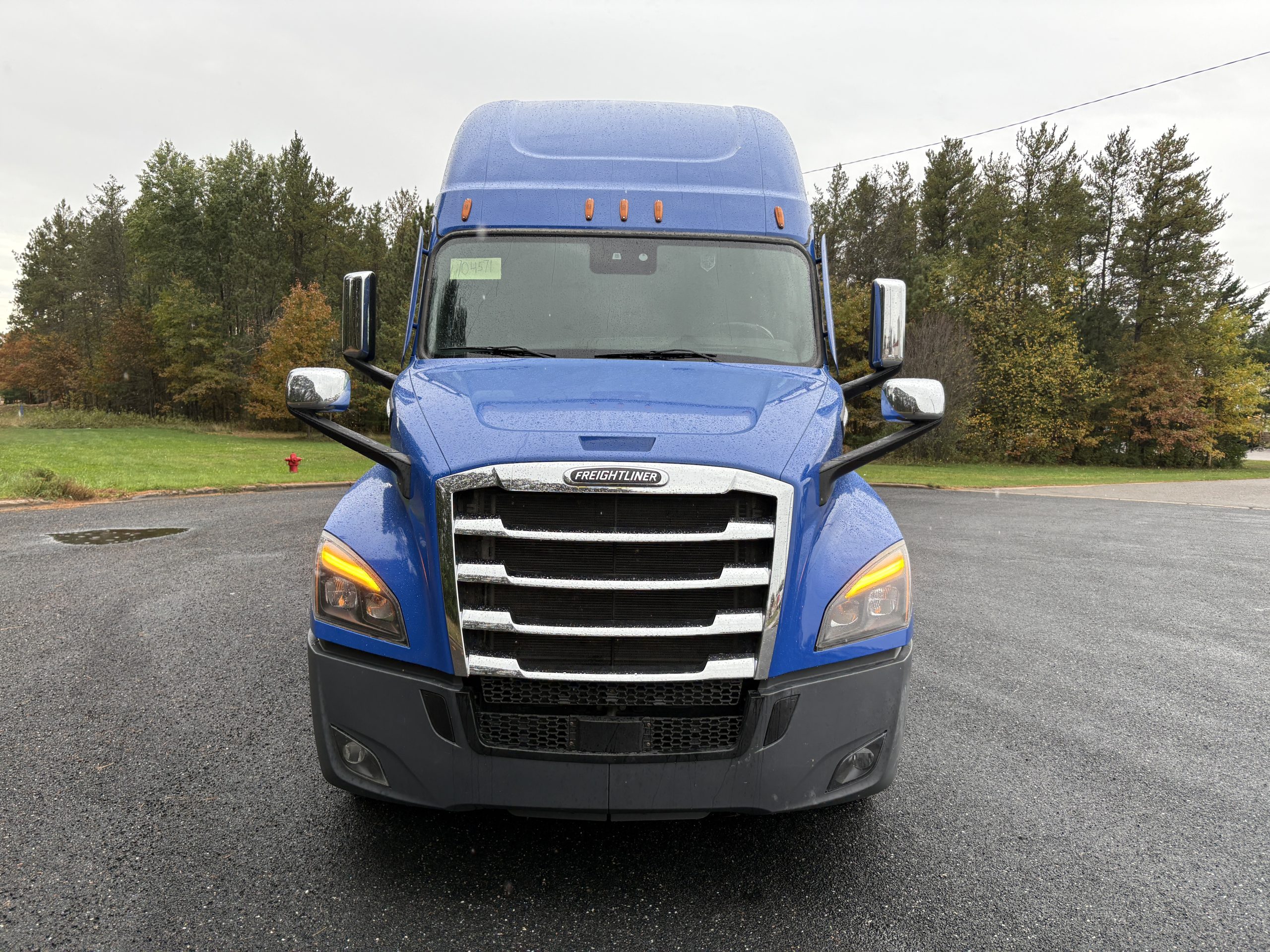 2021 Freightliner - image 2