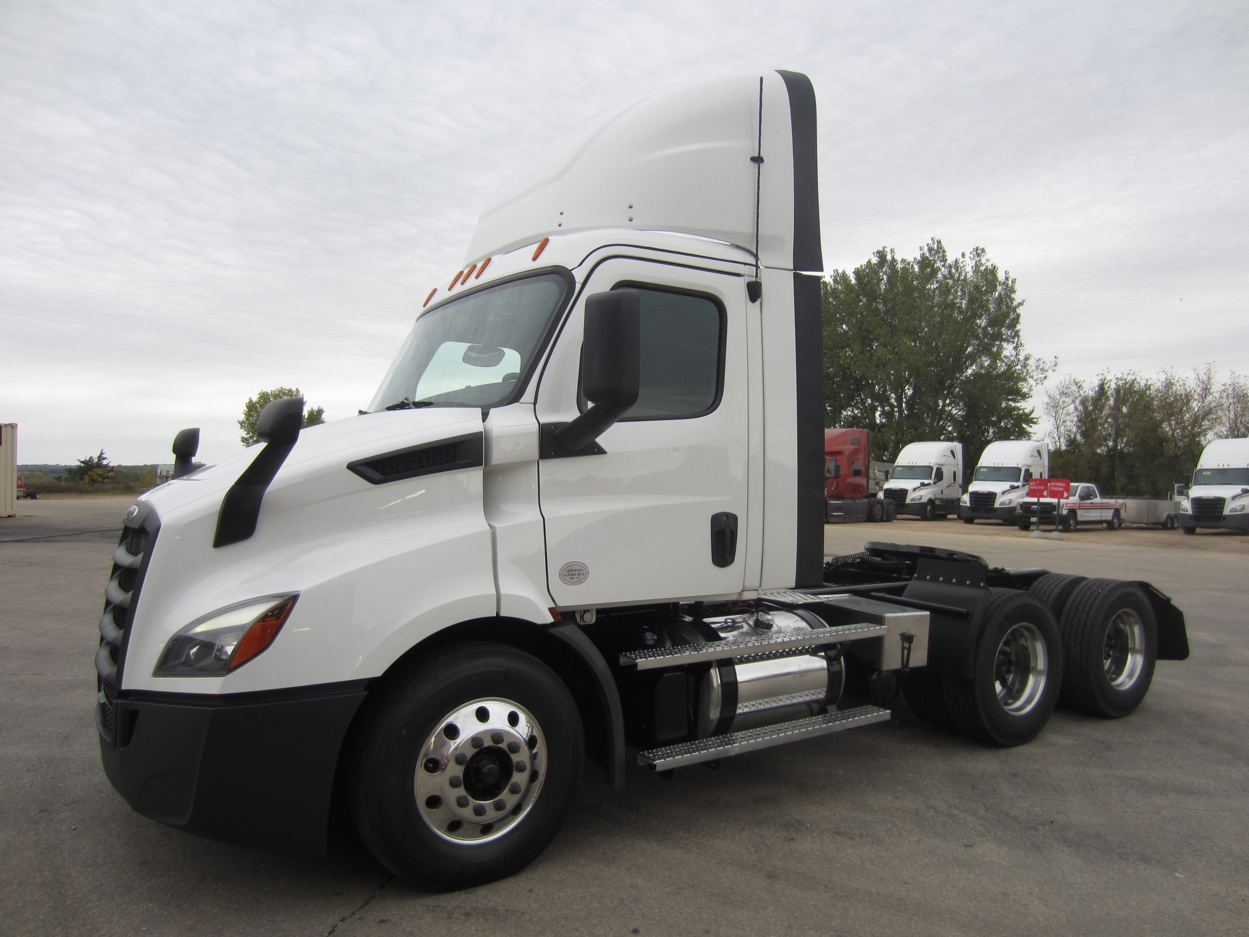 2020 Freightliner PE116 068PM00000dRNgR 2020 Freightliner PE116 068PM00000dRNgR