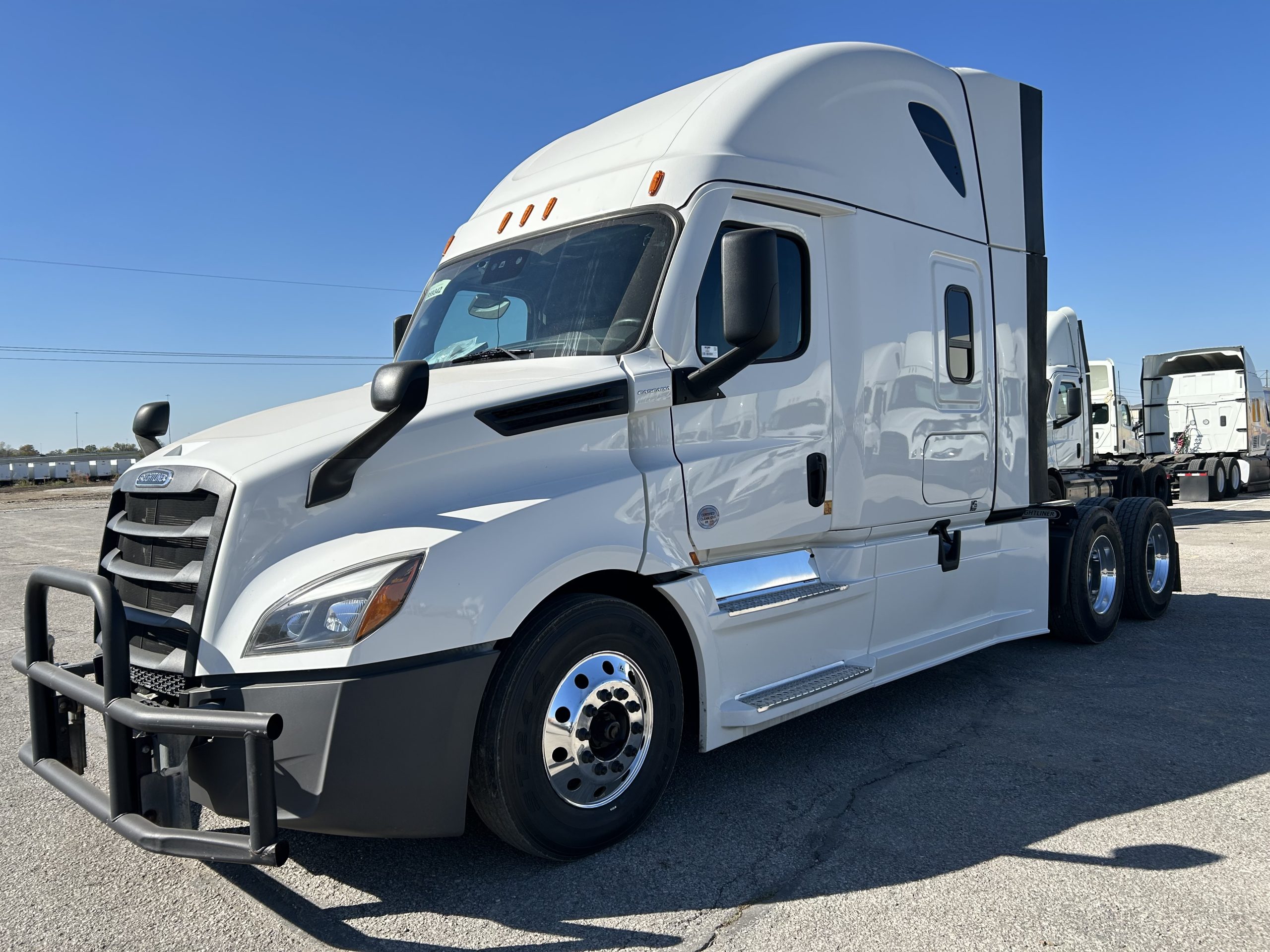 2023 Freightliner PT126SLP 2023 Freightliner PT126SLP - image 1 of 6