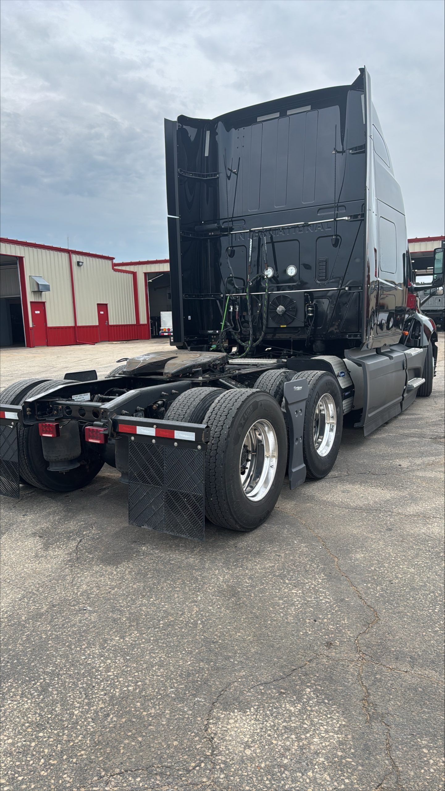 2022 International LT625 2022 International LT625 - image 6 of 6