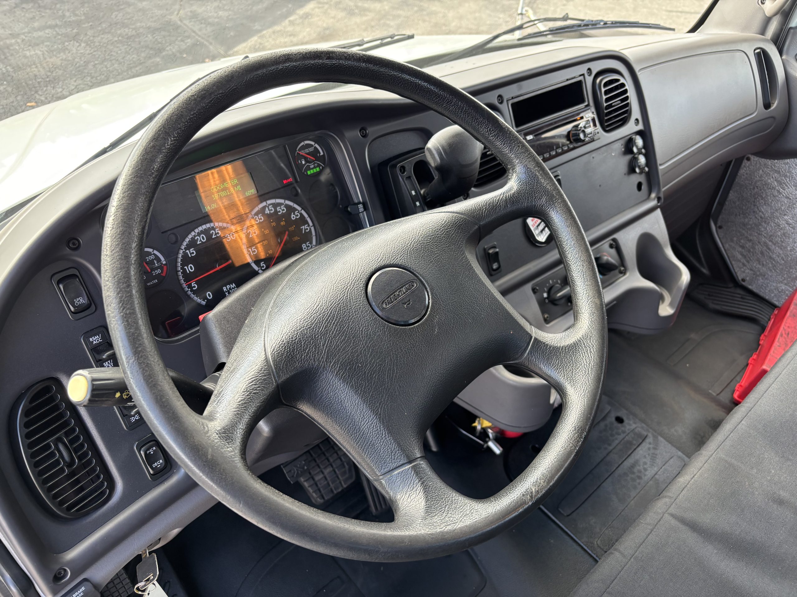 2018 Freightliner M260 2018 Freightliner M260 - image 4 of 6