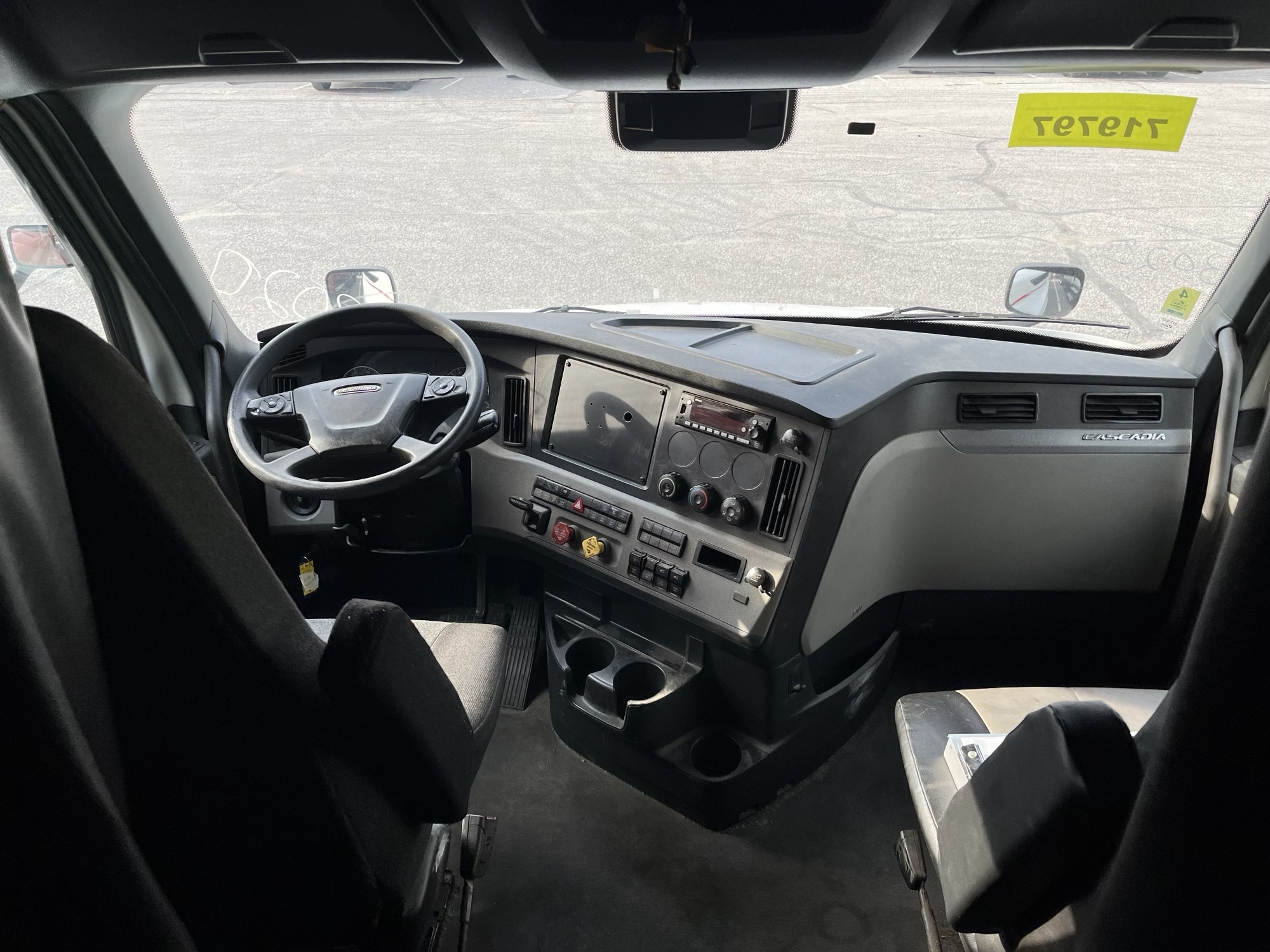 2022 Freightliner PT126 2022 Freightliner PT126 - image 2 of 3