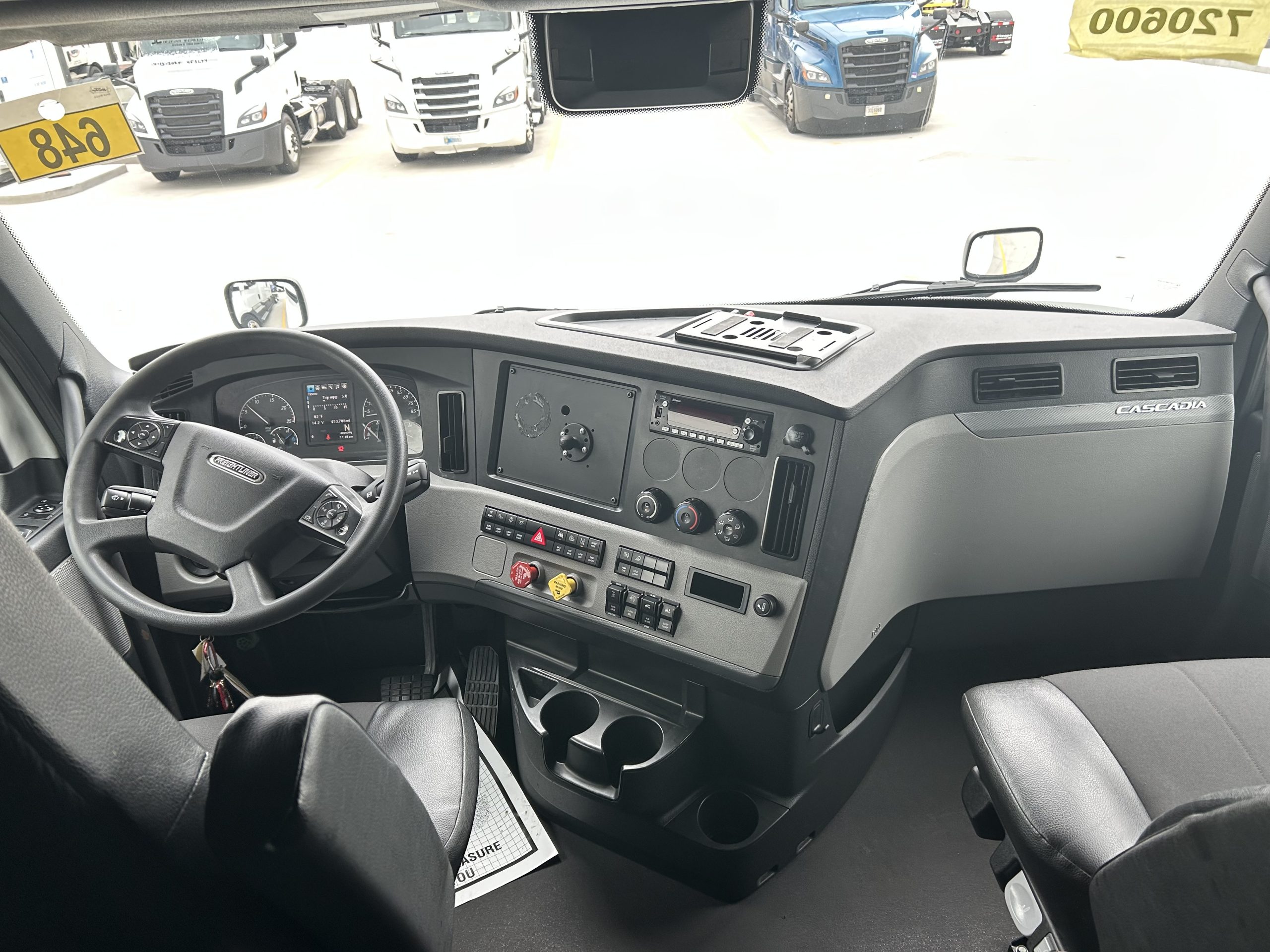 2022 Freightliner PT126 2022 Freightliner PT126 - image 5 of 6