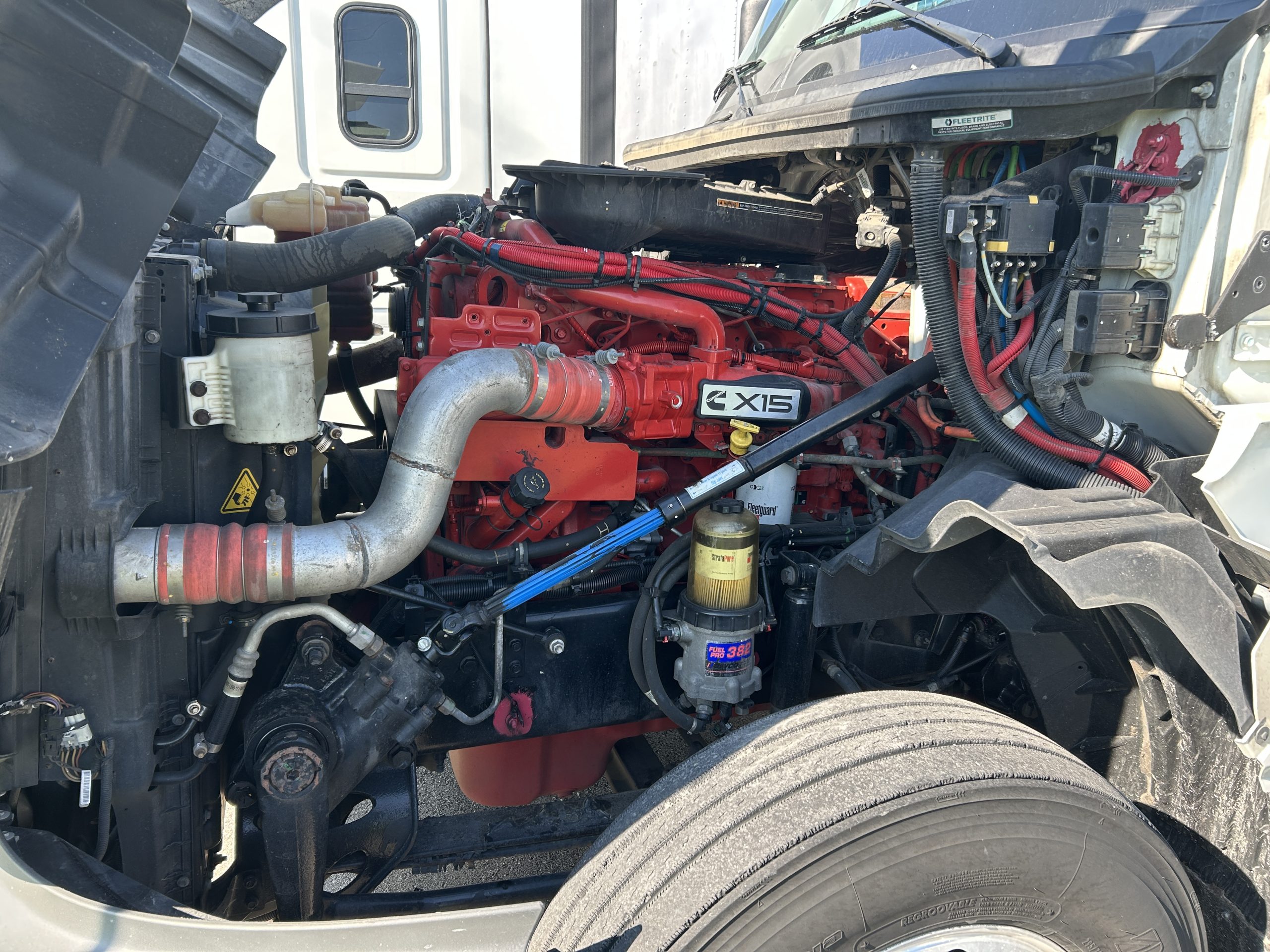 2022 International LT625 - image 1 of 6