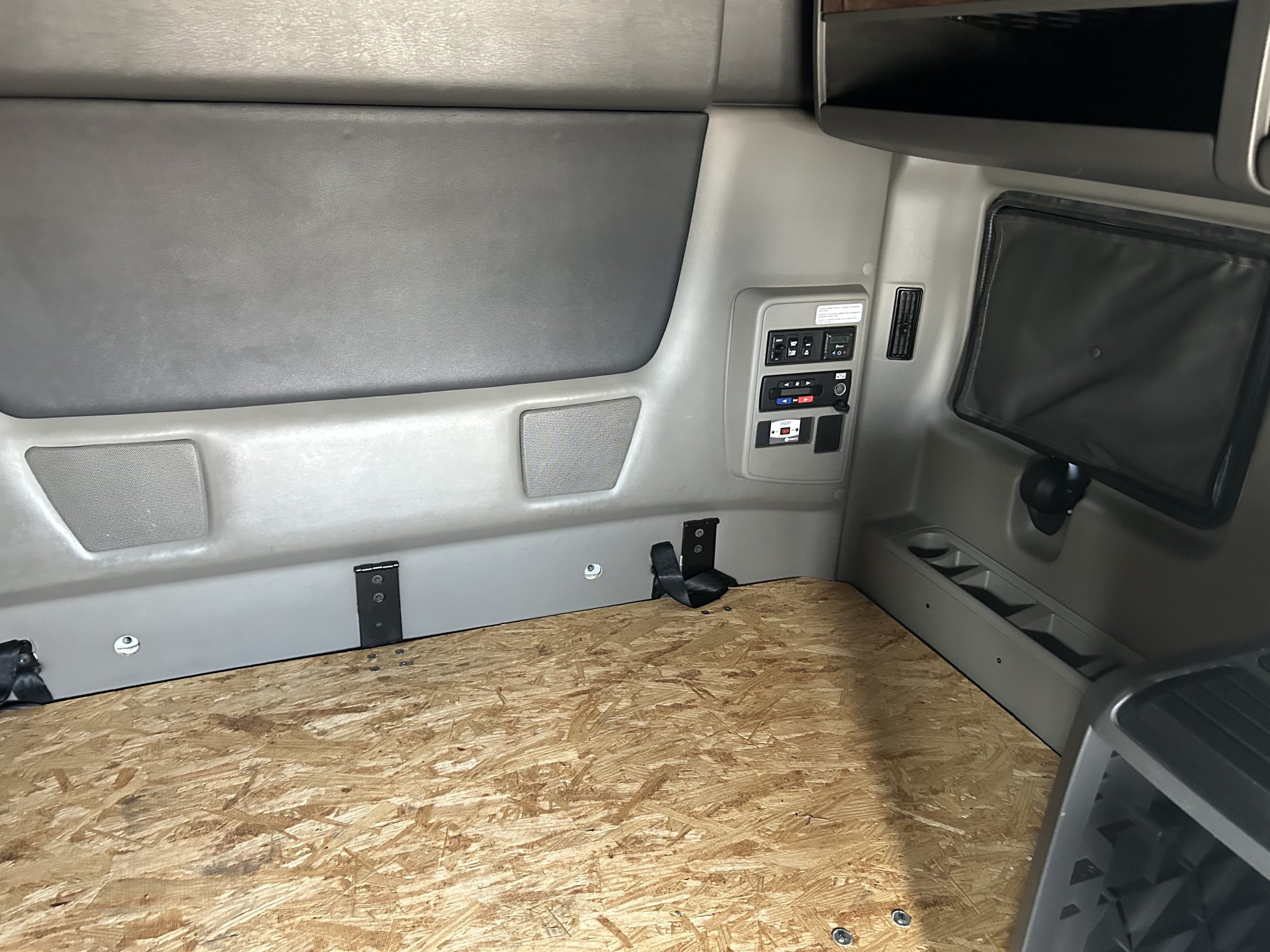 2022 International LT625 2022 International LT625 - image 6 of 6