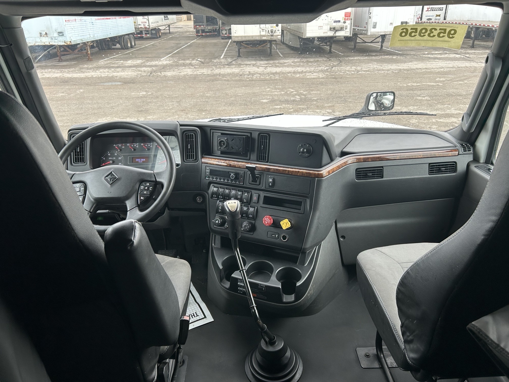 2022 International LT625 2022 International LT625 - image 5 of 6