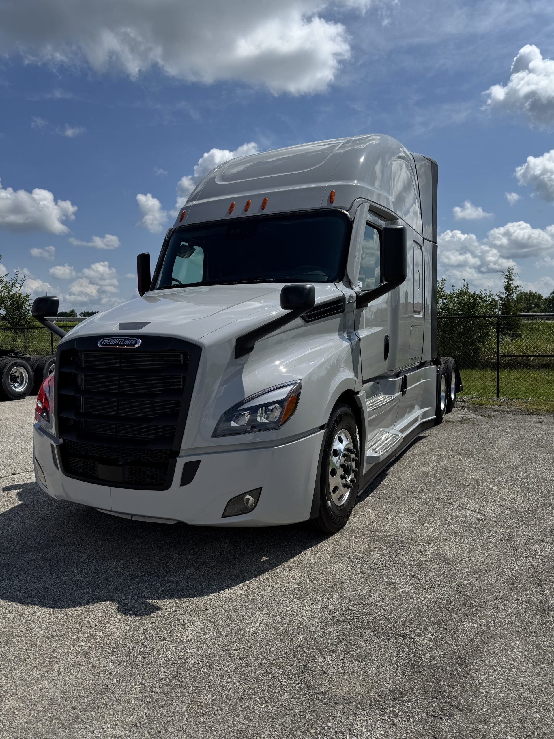 2026 Freightliner PT126SLP - image 1 of 2