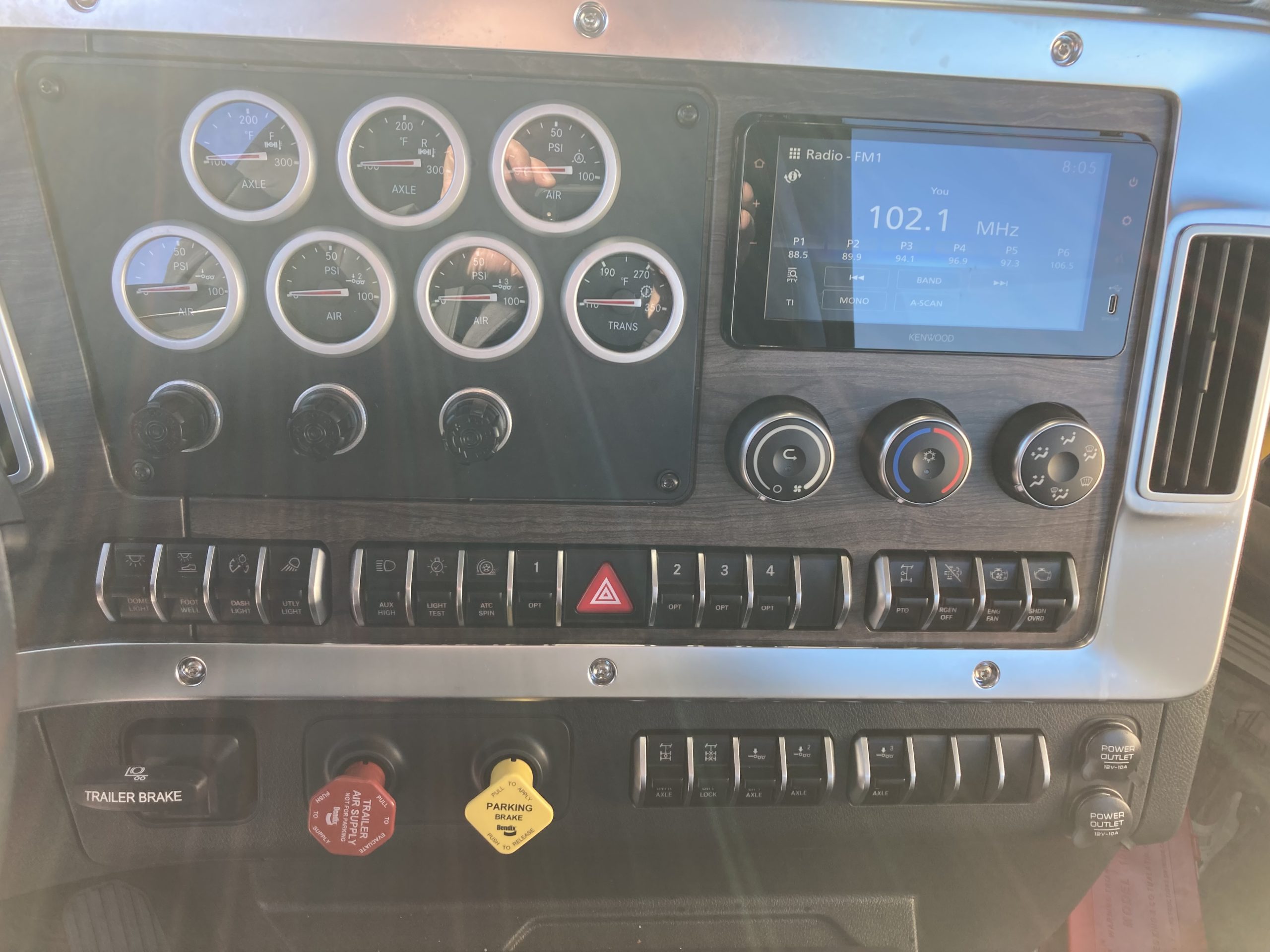 2026 Western Star 47X 2026 Western Star 47X - image 6 of 6