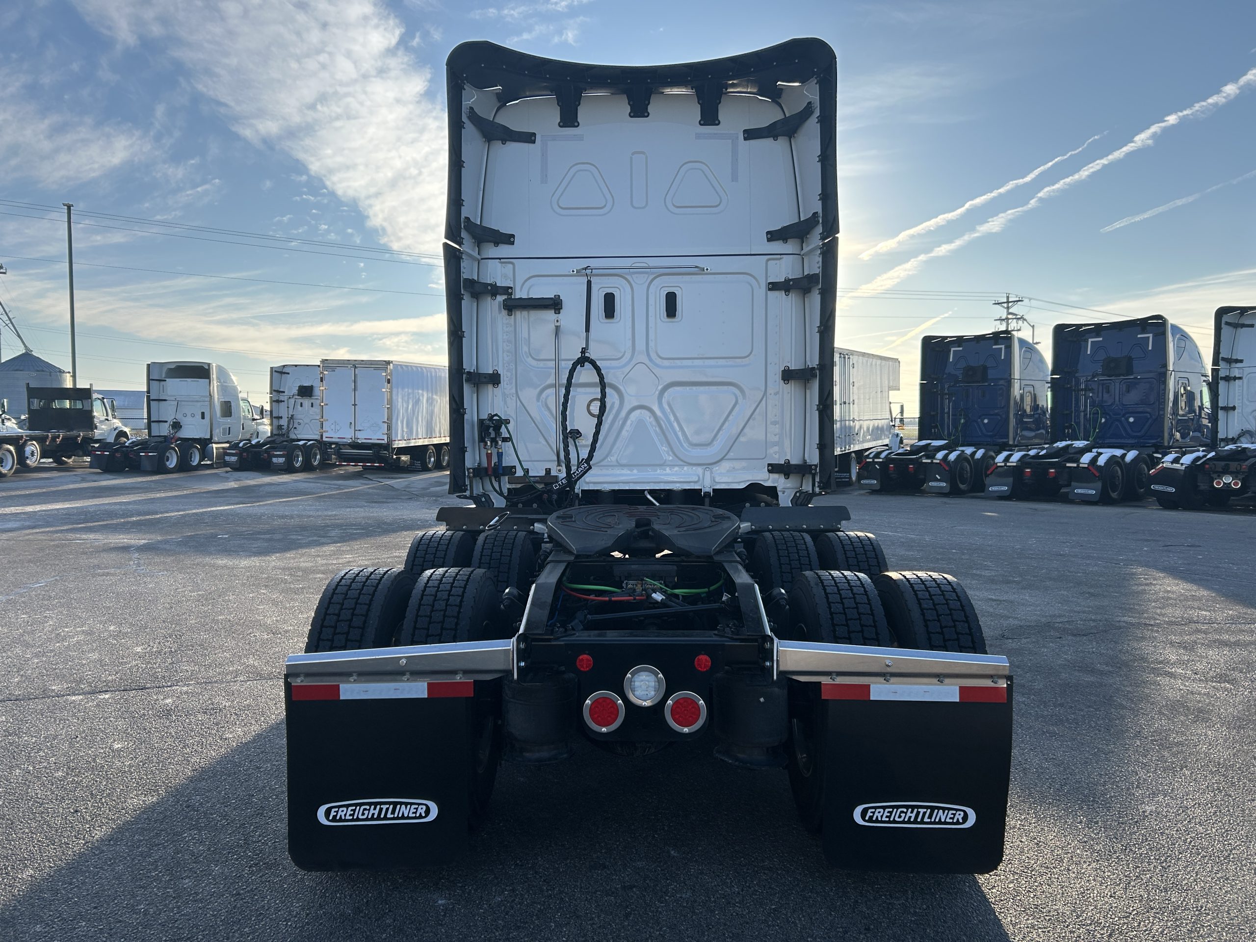 2026 Freightliner PJ126SLP 2026 Freightliner PJ126SLP - image 4 of 6