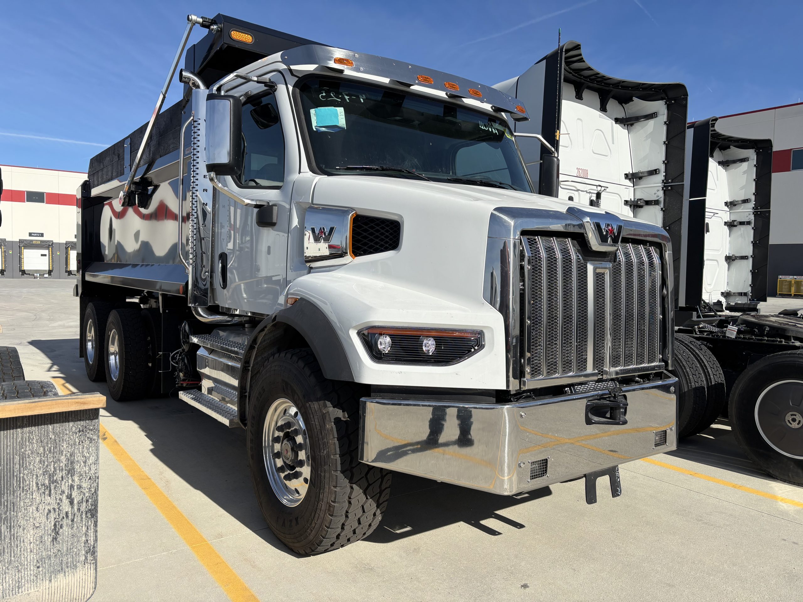 2026 Western Star 47X - image 3 of 6