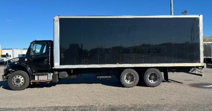 2020 Freightliner M280 - image 3 of 5