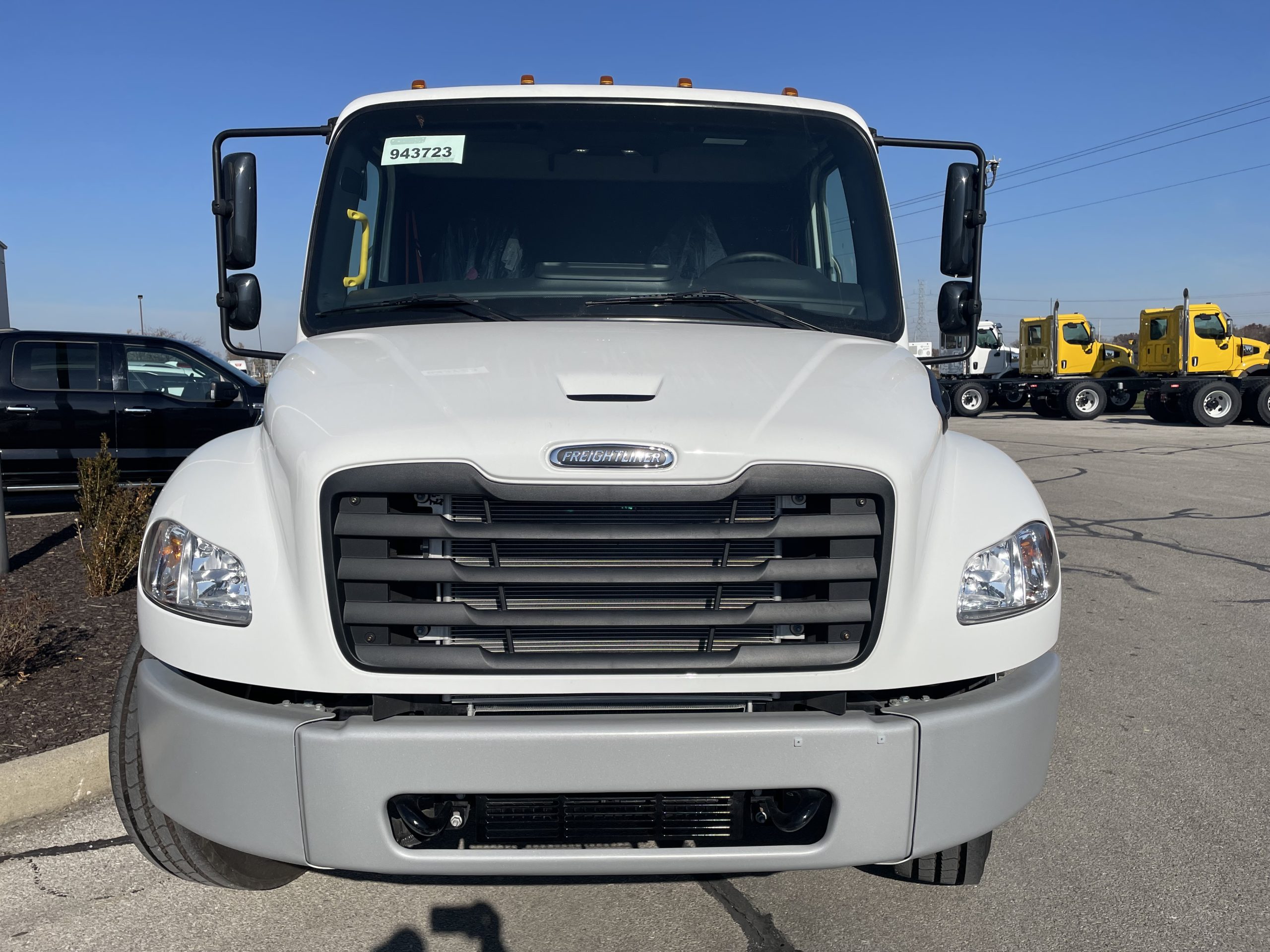 2026 Freightliner M2 106+ - image 5 of 6