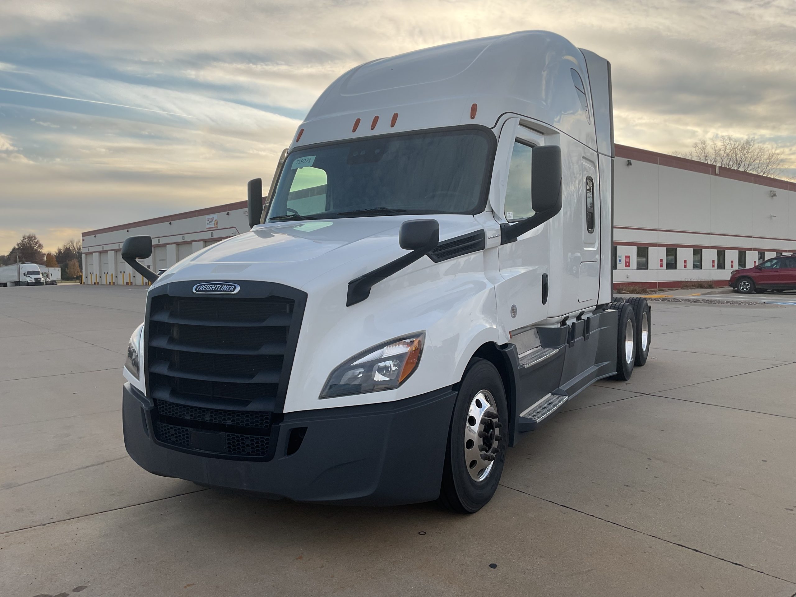 2022 Freightliner - image 2