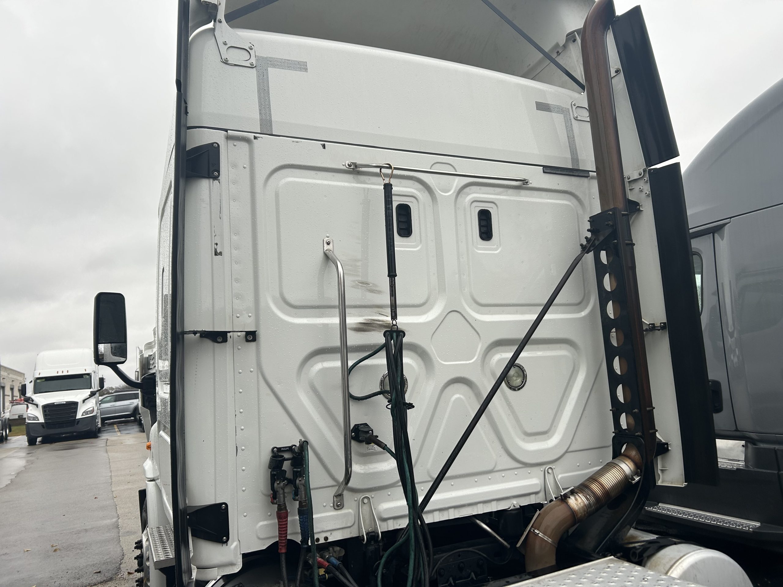 2018 Freightliner - image 5