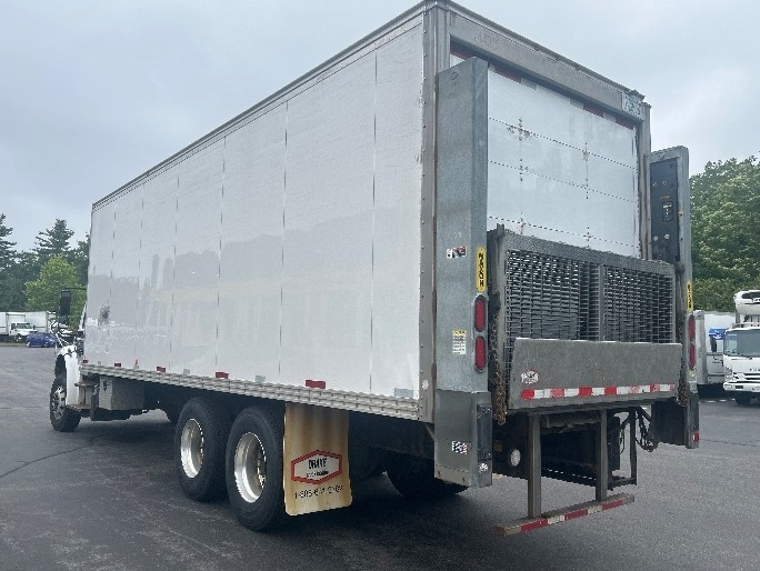 2017 Freightliner M280 2017 Freightliner M280 - image 2 of 2