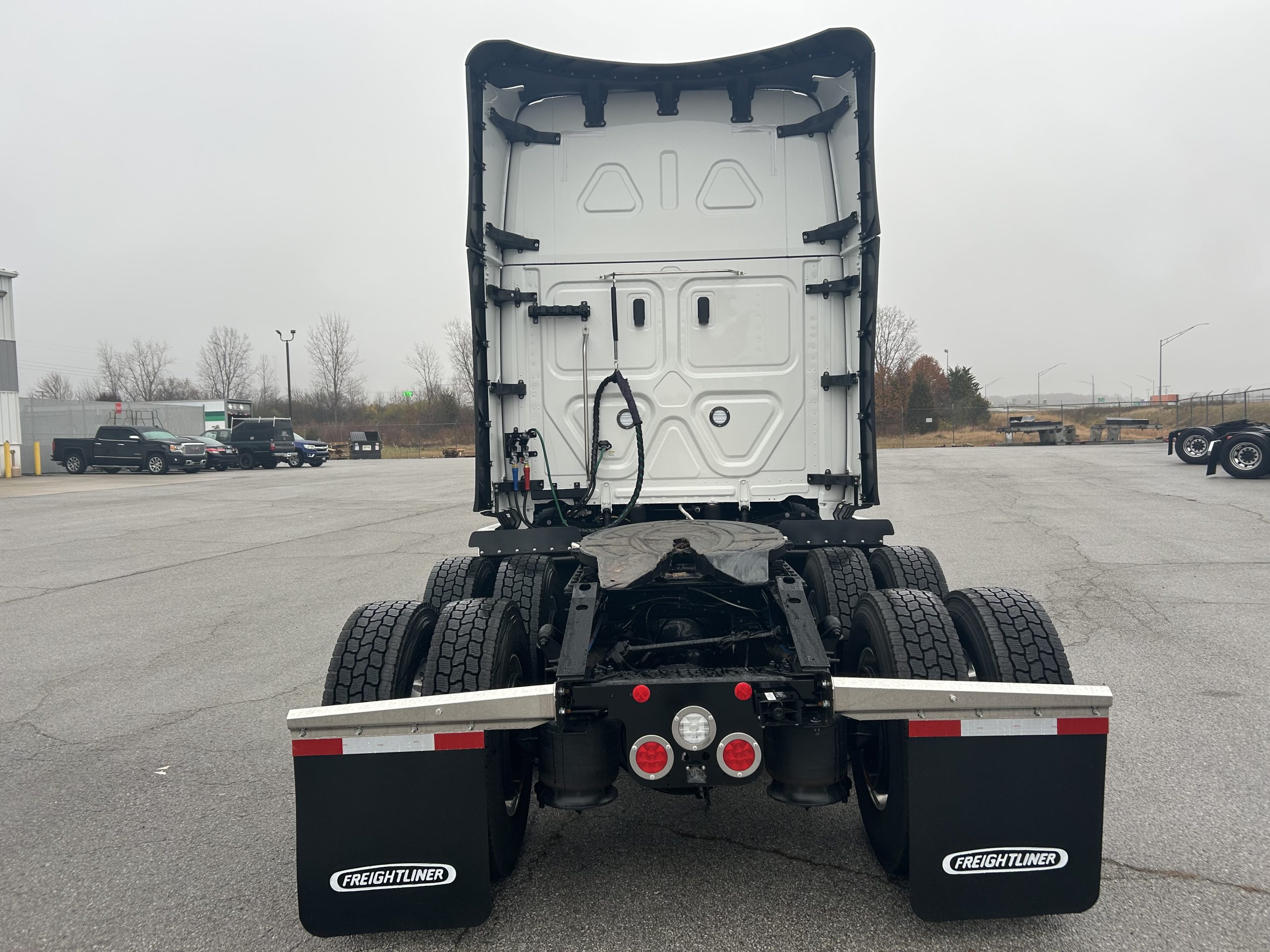 2026 Freightliner - image 4