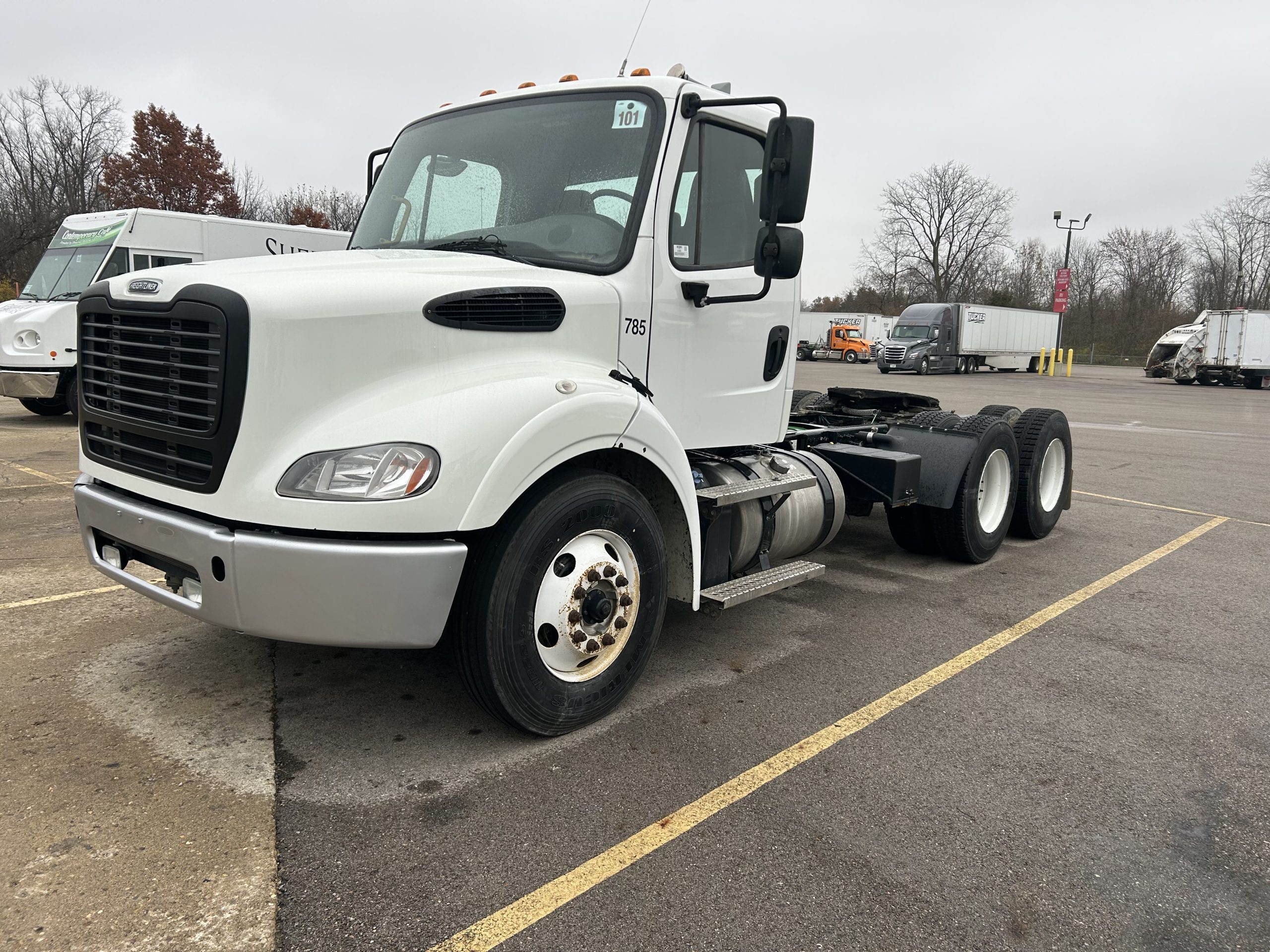 2020 Freightliner M2 112 - image 1