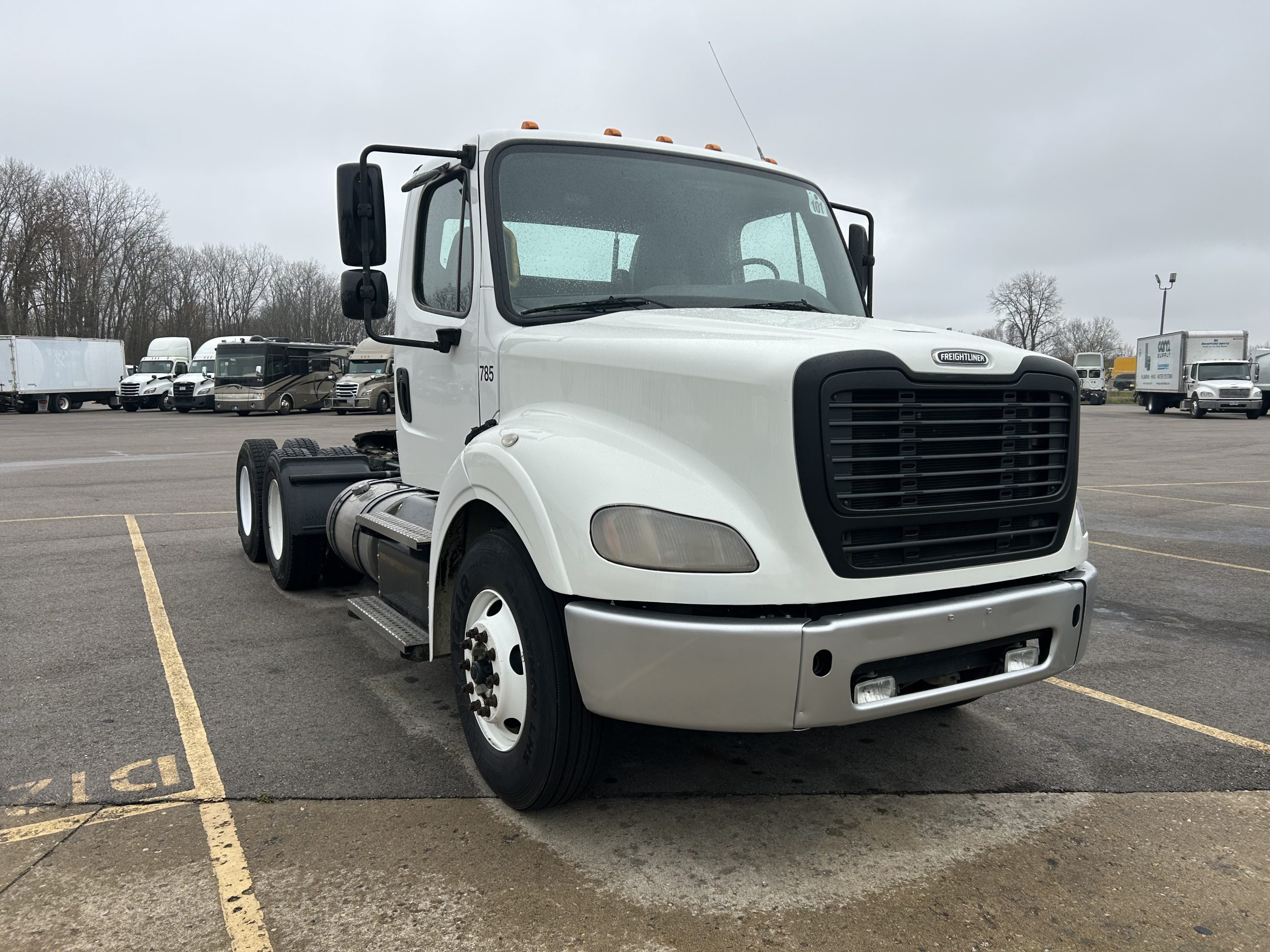 2020 Freightliner M2 112 - image 2