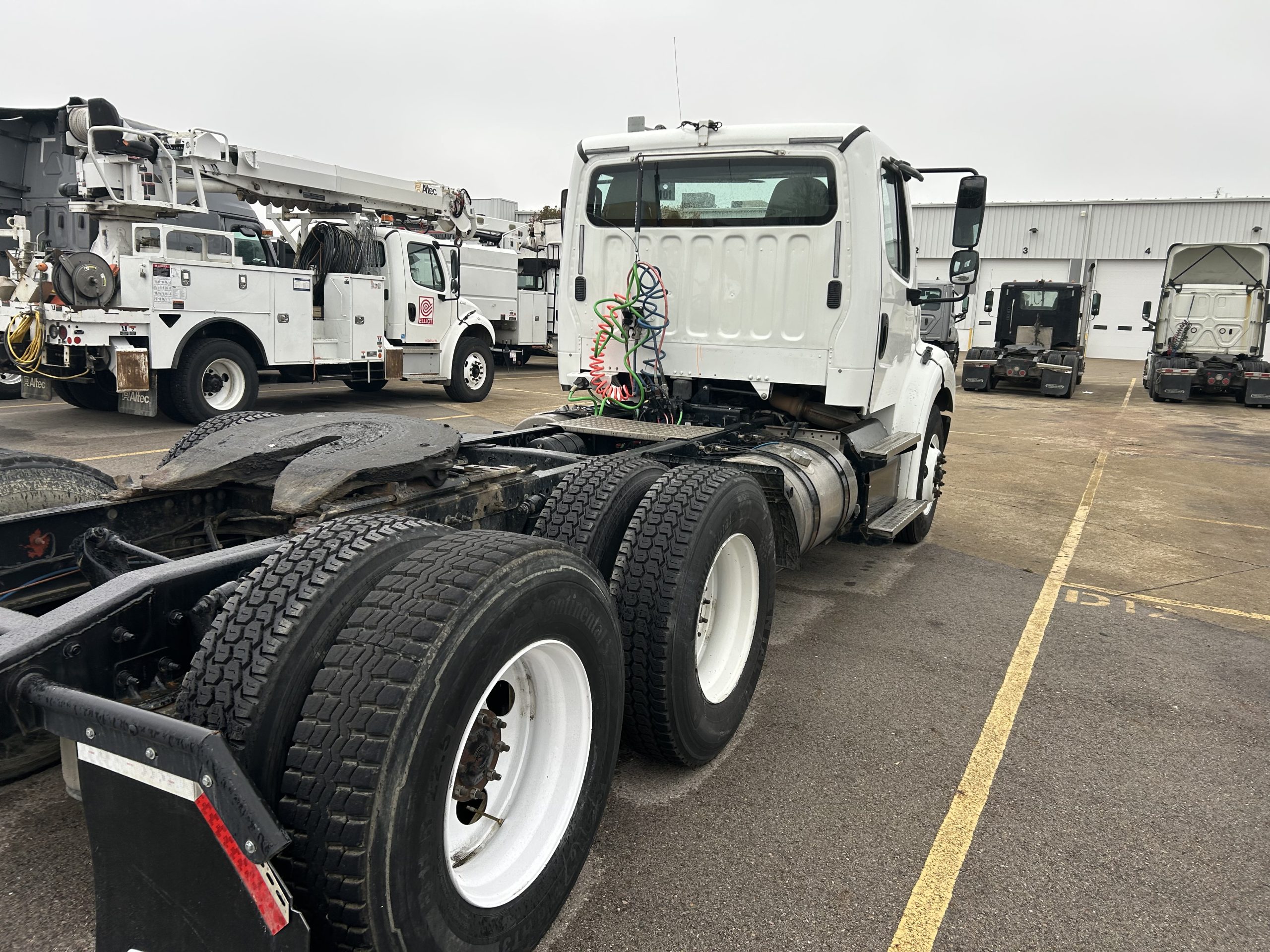2020 Freightliner M2 112 - image 4
