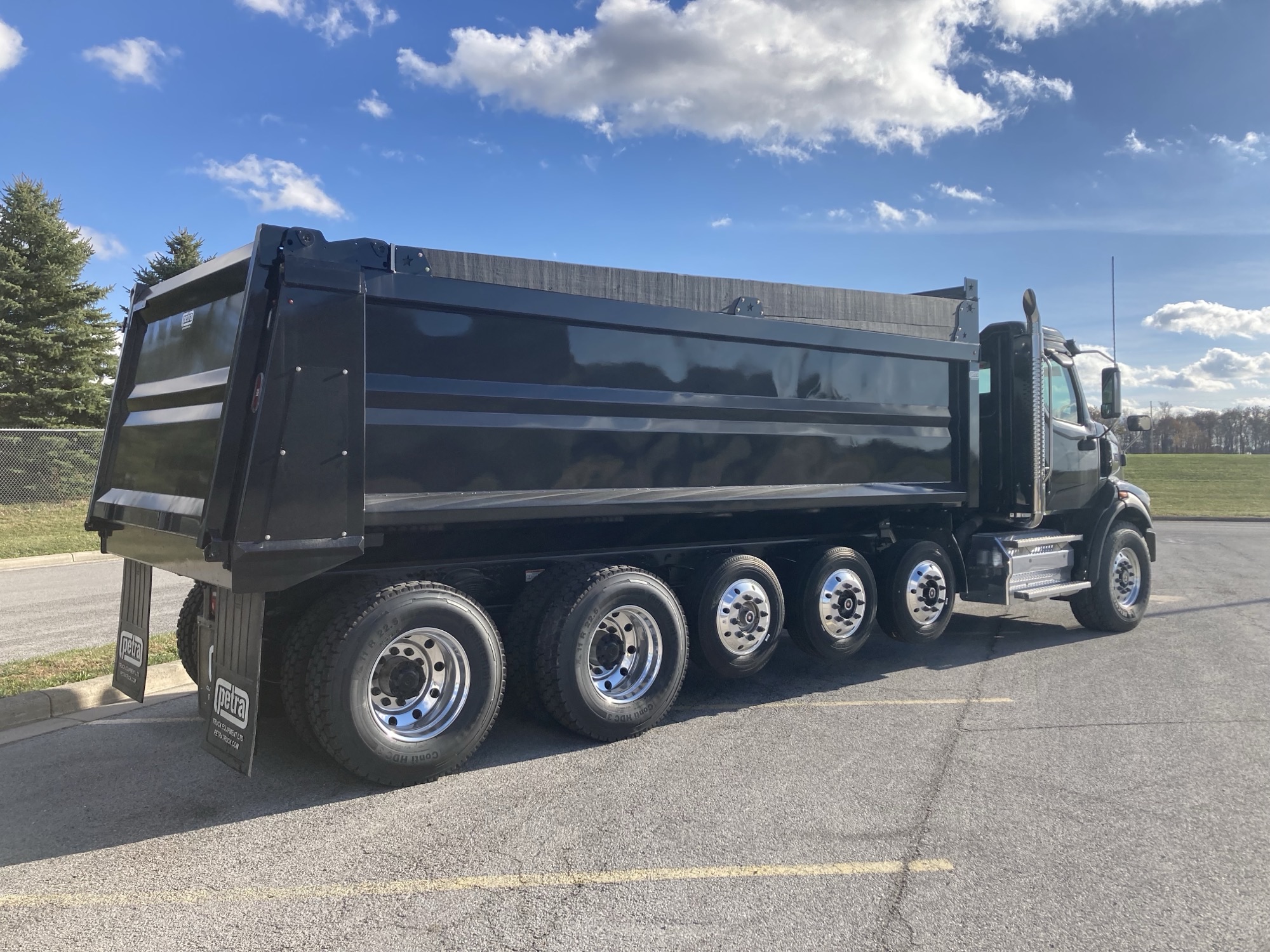 2026 Western Star 47X 2026 Western Star 47X - image 6 of 6