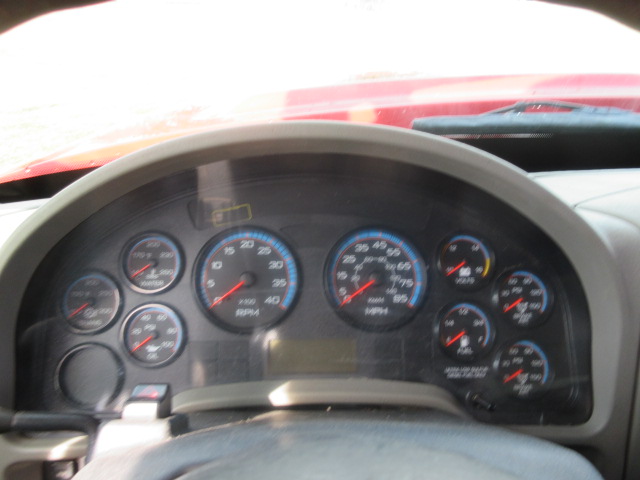 2011 International 7500SBA 2011 International 7500SBA - image 6 of 6