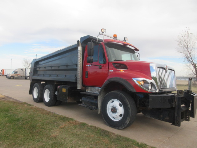 2011 International 7500SBA 2011 International 7500SBA - image 3 of 6