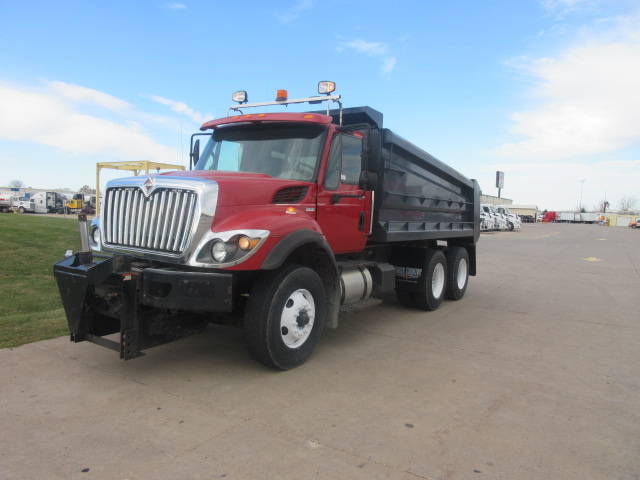 2011 International 7500SBA 2011 International 7500SBA - image 1 of 6