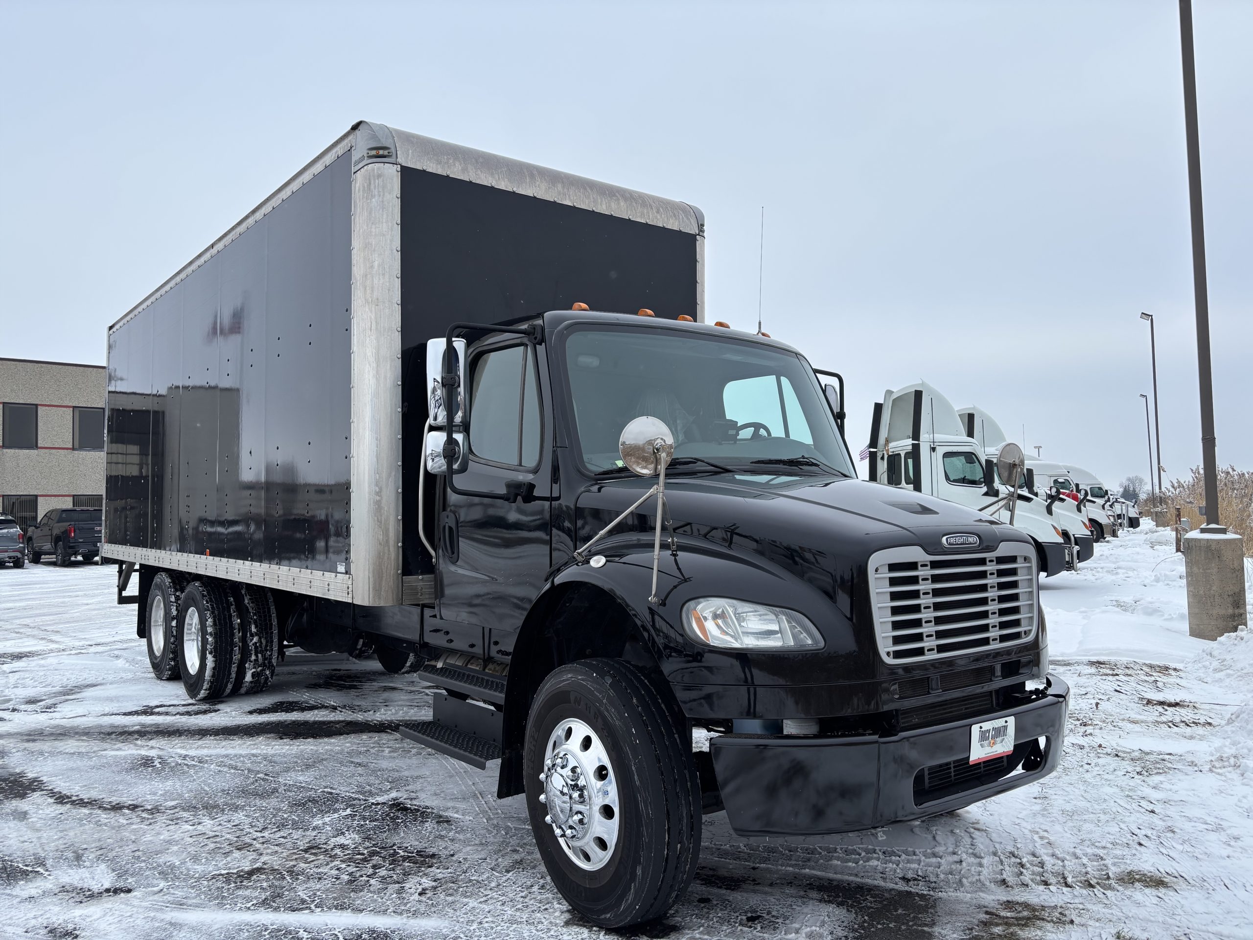 2020 Freightliner M280 2020 Freightliner M280 - image 3 of 6