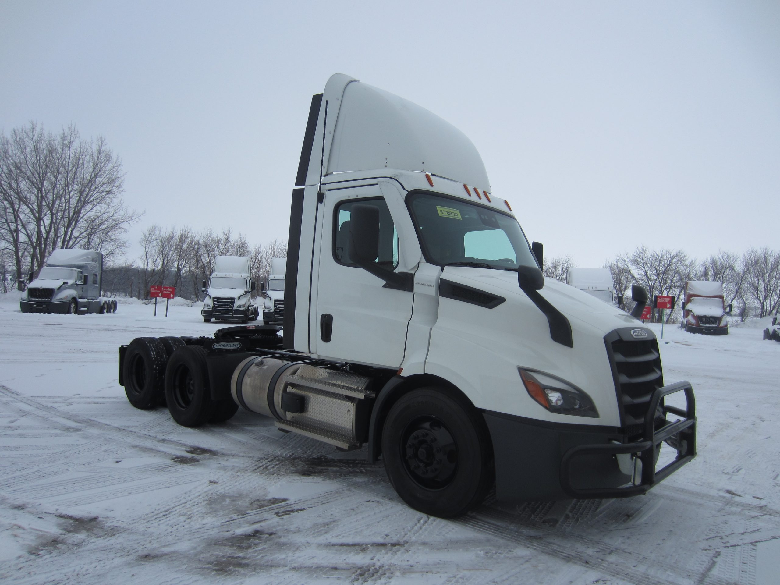 2021 Freightliner PE116 - image 3 of 6