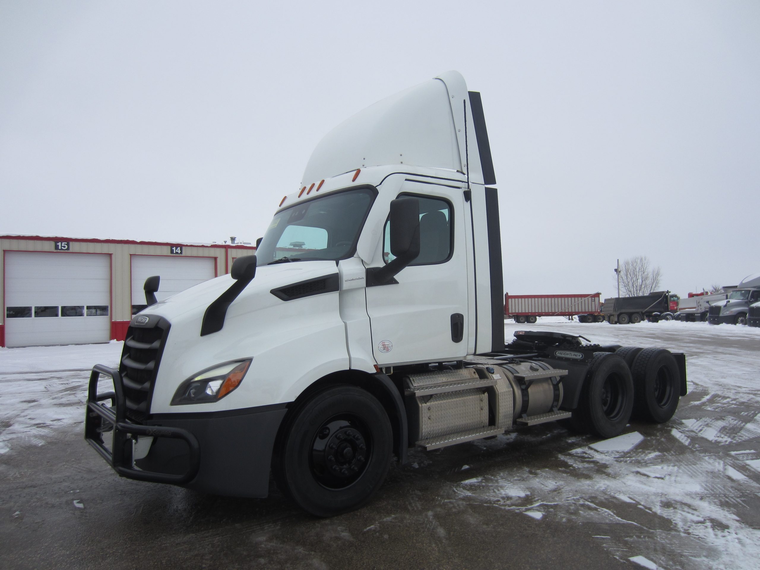 2021 Freightliner PE116 - image 1 of 6