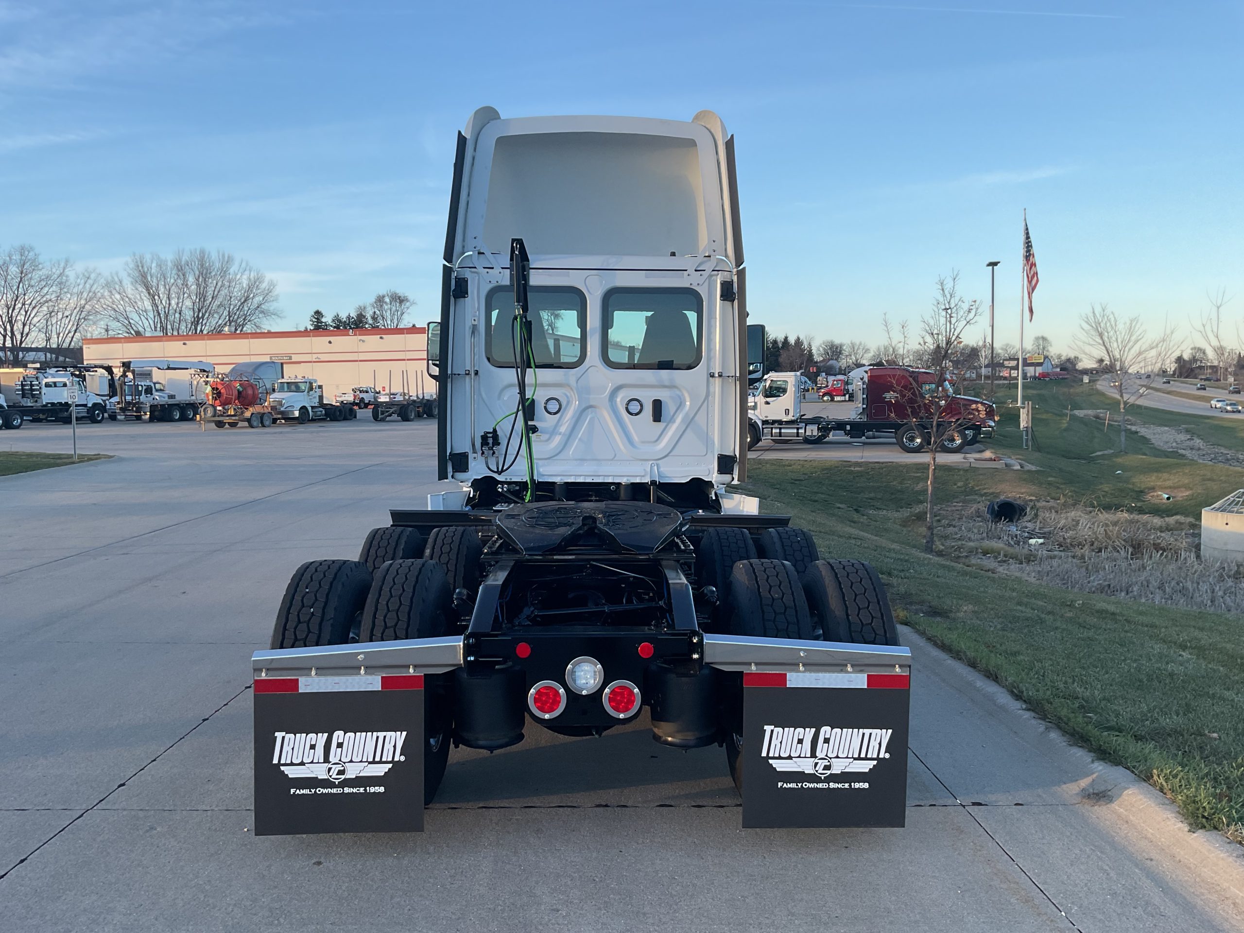 2026 Freightliner PT126DC 2026 Freightliner PT126DC - image 4 of 6