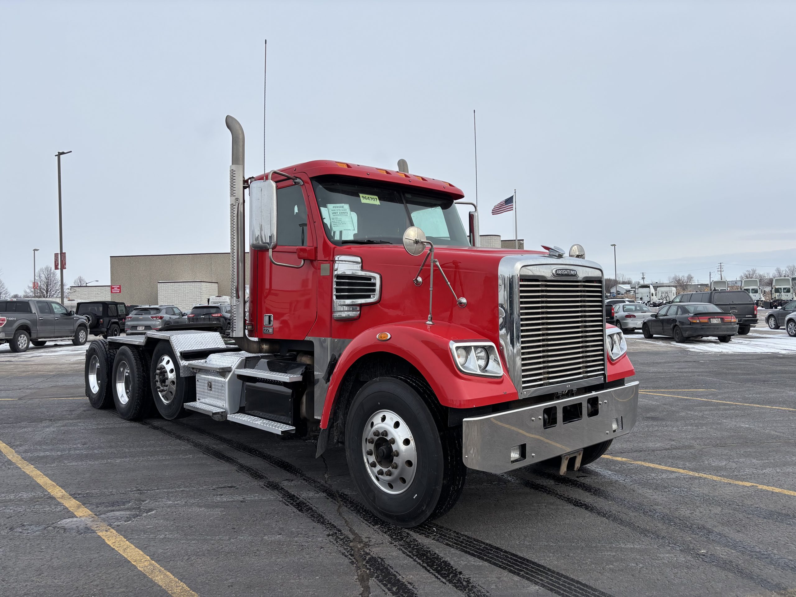 2019 Freightliner 122SD - image 3 of 6