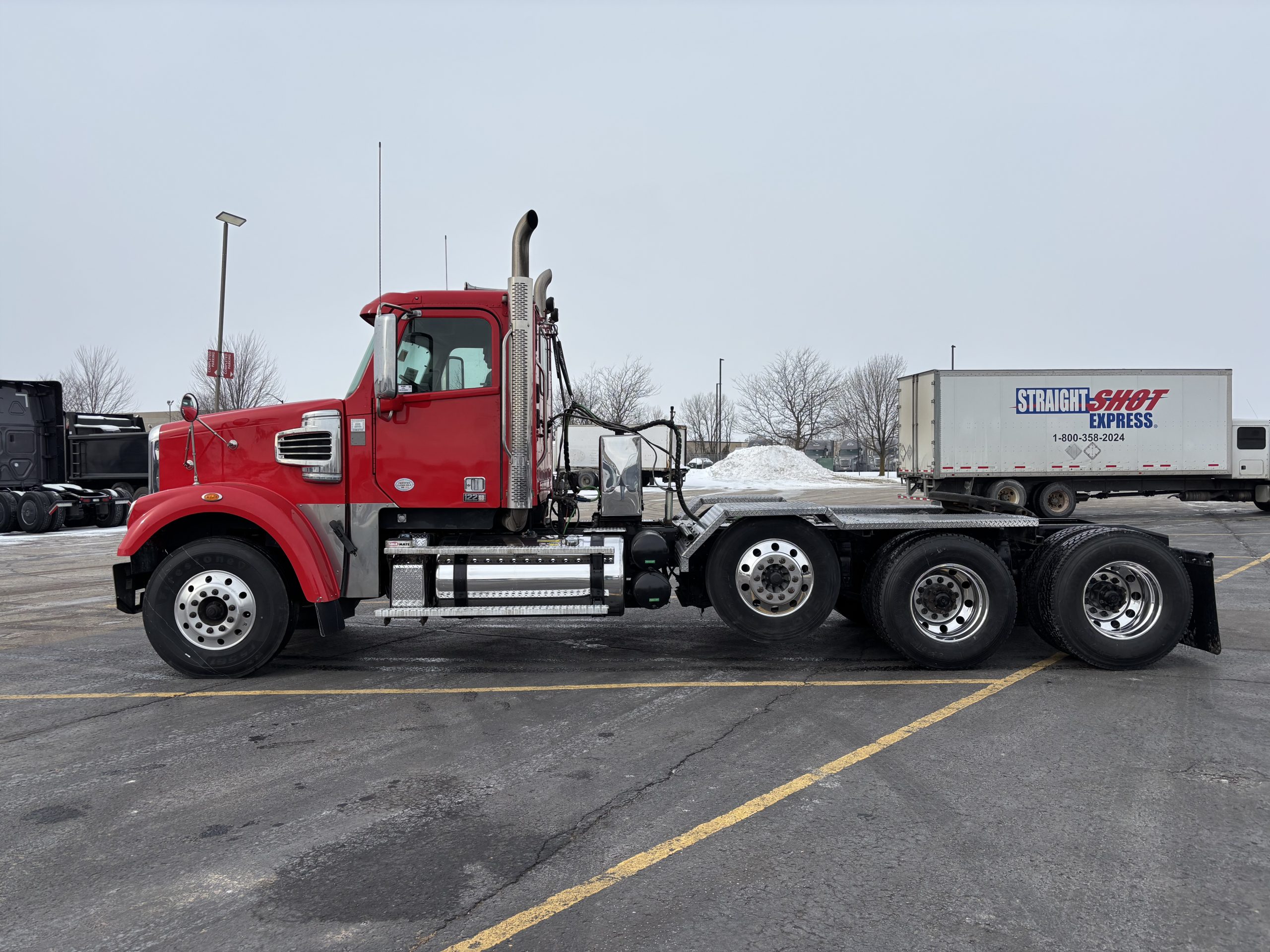 2019 Freightliner 122SD - image 5 of 6