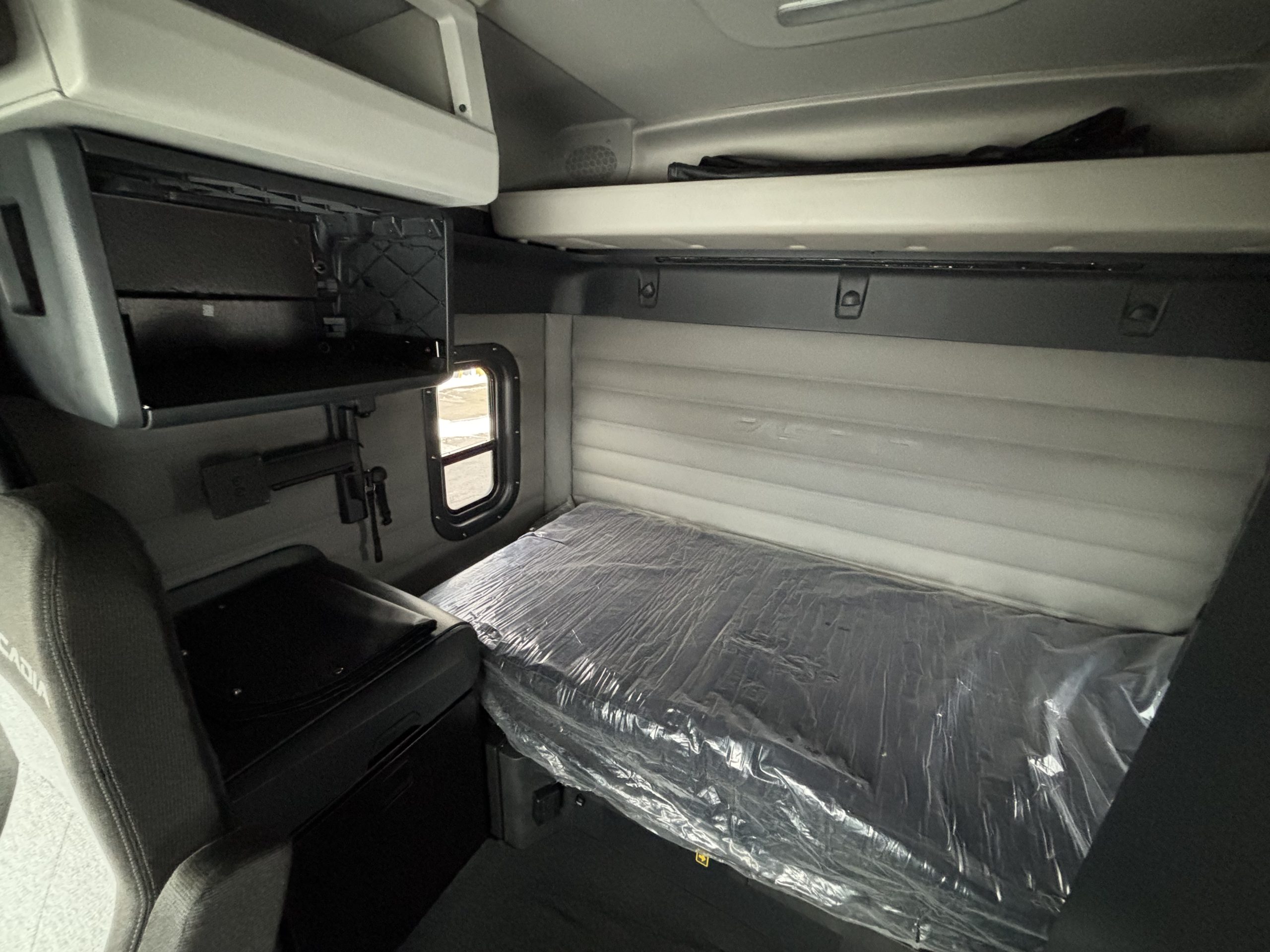 2021 Freightliner - image 6