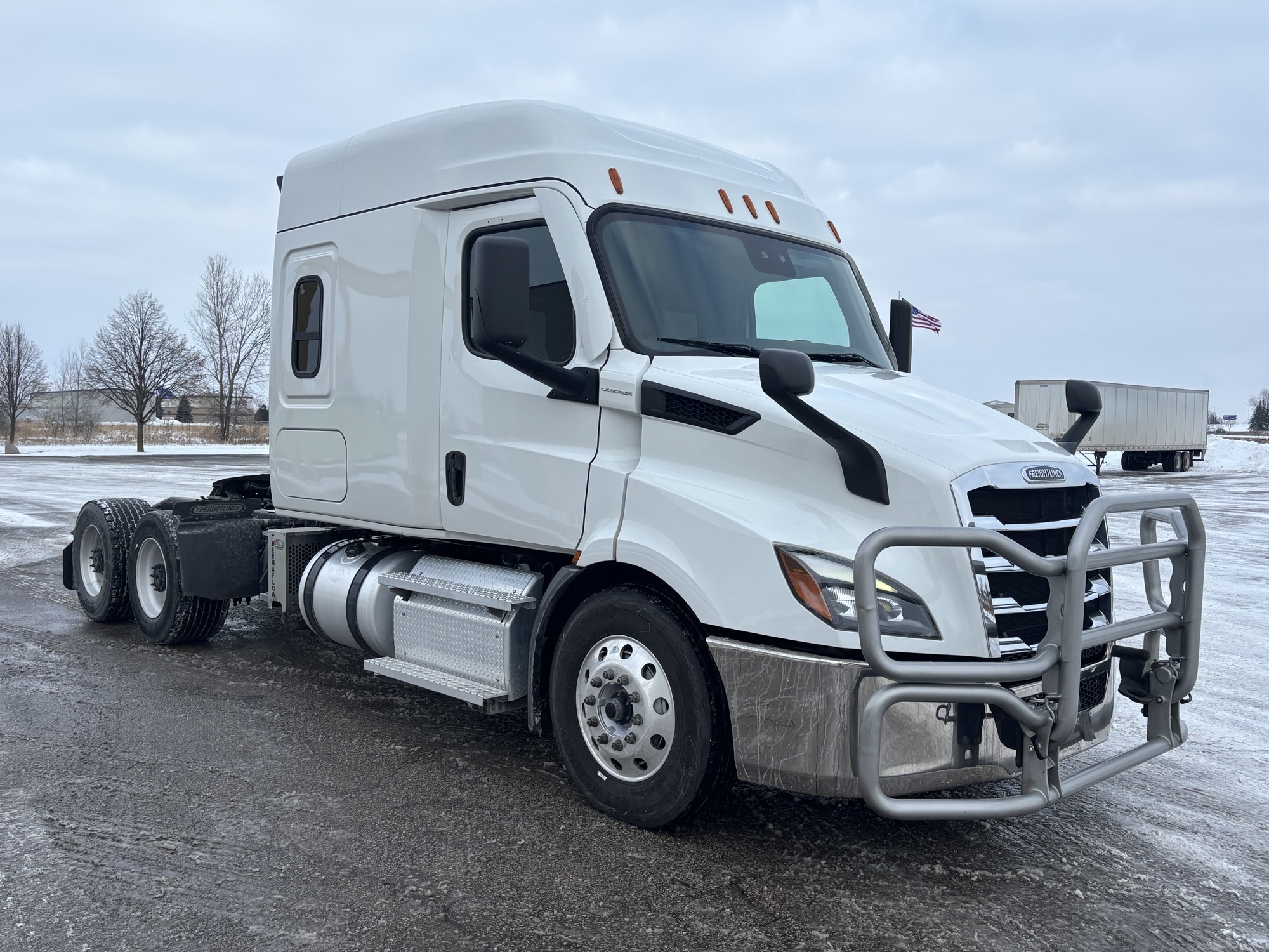 2021 Freightliner - image 3