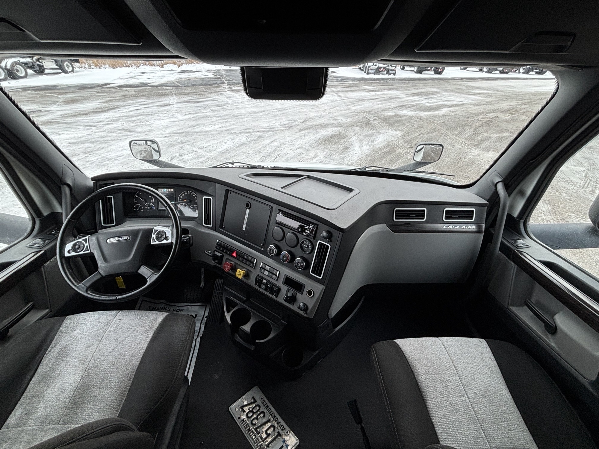 2021 Freightliner - image 5