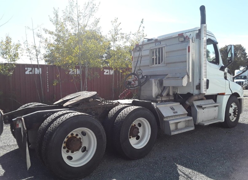 2019 Freightliner PT126DC 2019 Freightliner PT126DC - image 2 of 2