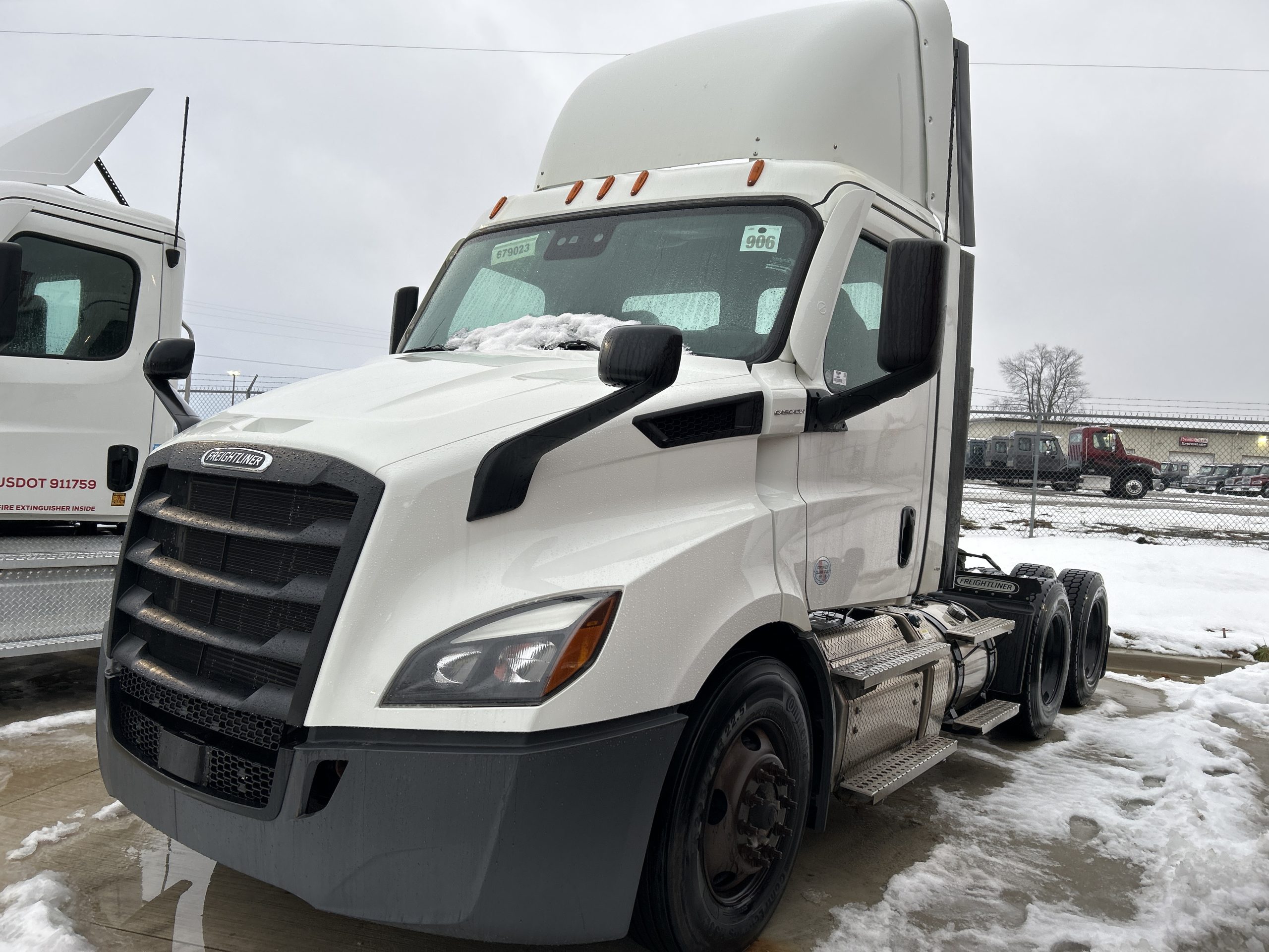 2021 Freightliner - image 1
