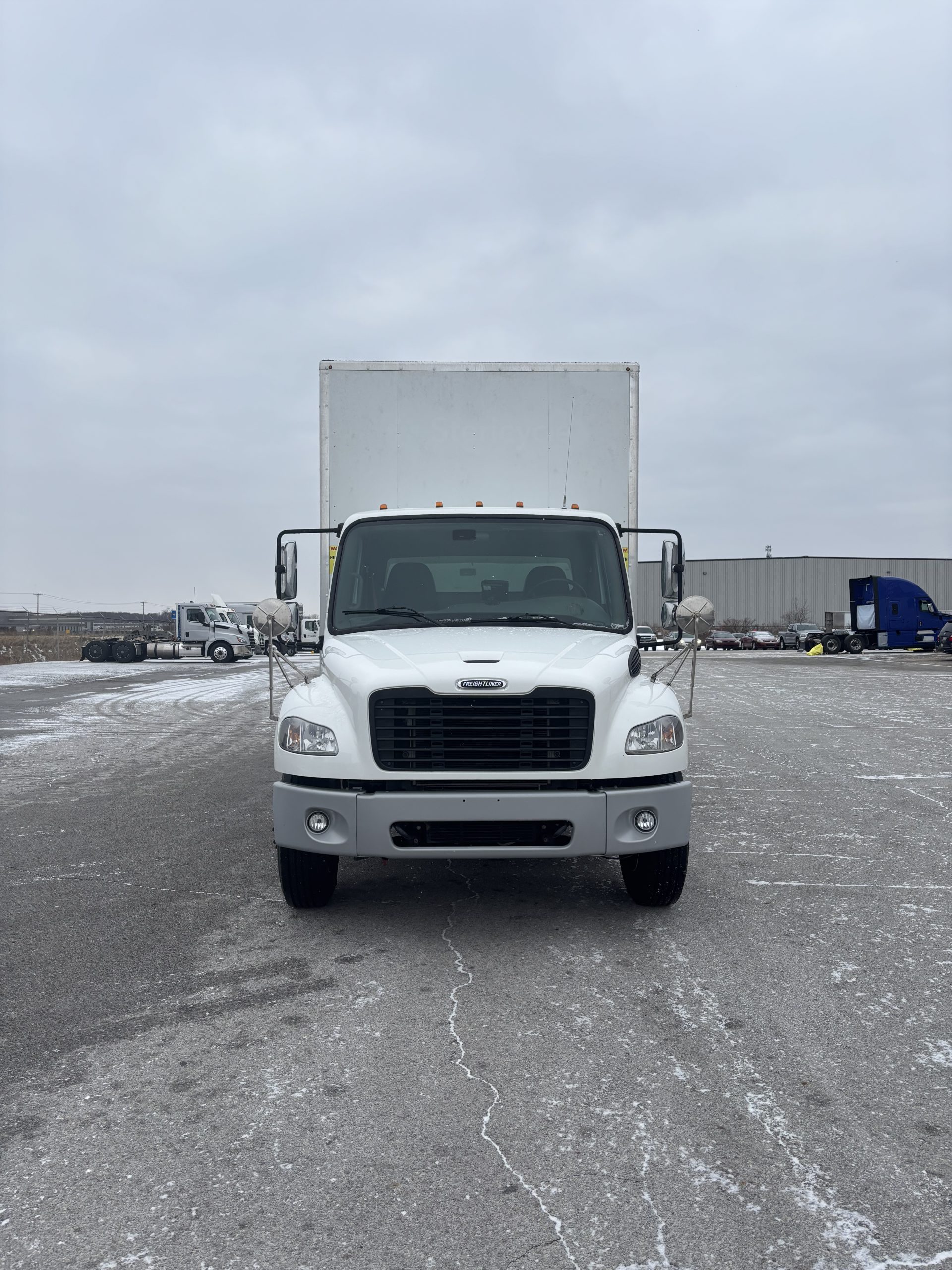2021 Freightliner M2 106 - image 3 of 6