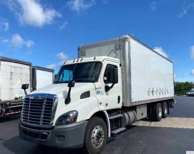 2019 Freightliner CA113DC - image 1 of 2