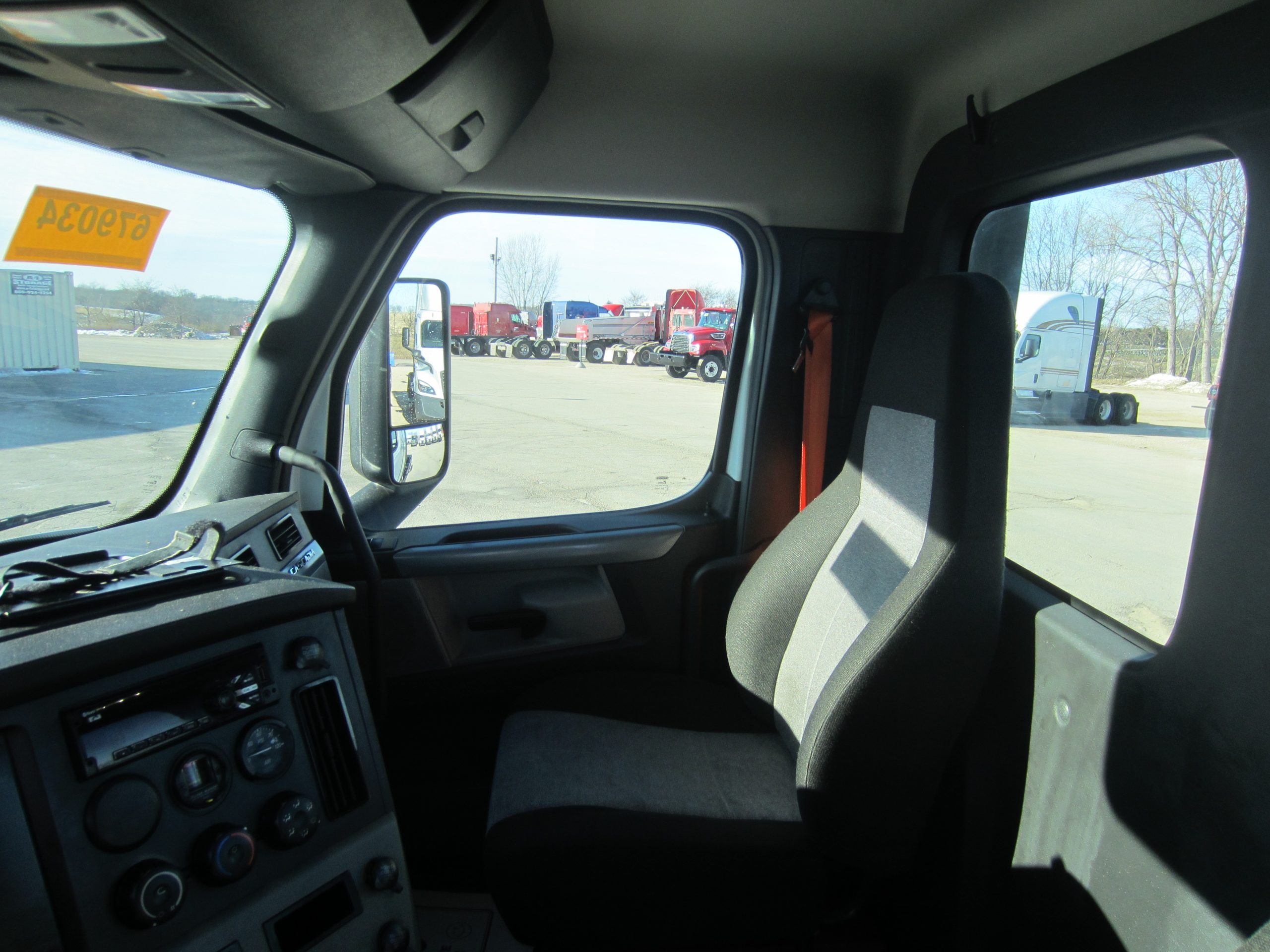 2021 Freightliner PE116DC 2021 Freightliner PE116DC - image 6 of 6