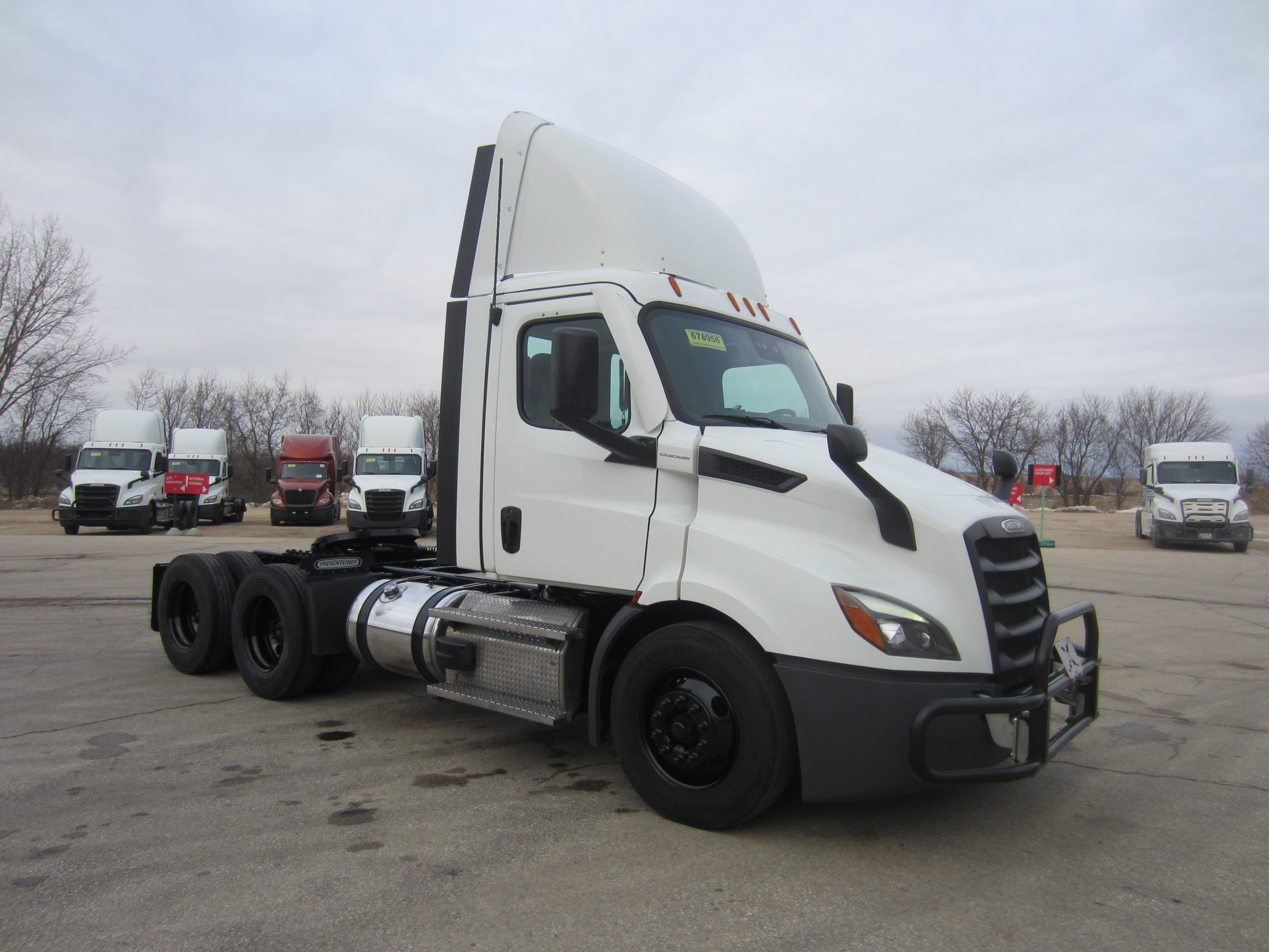 2021 Freightliner PE116DC - image 3 of 6